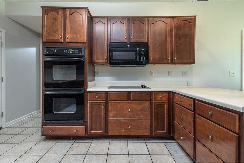 5115 Bluff Springs Dr Property Photo 12