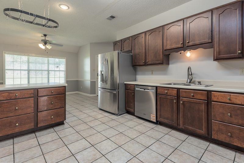 5115 Bluff Springs Dr Property Photo 15