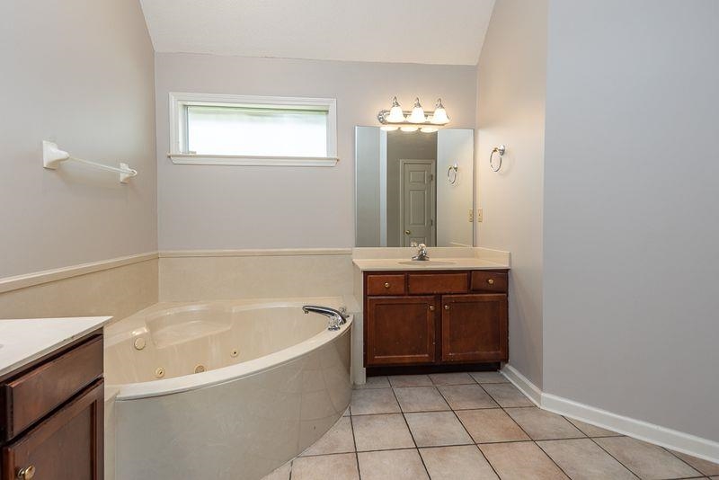 5115 Bluff Springs Dr Property Photo 21