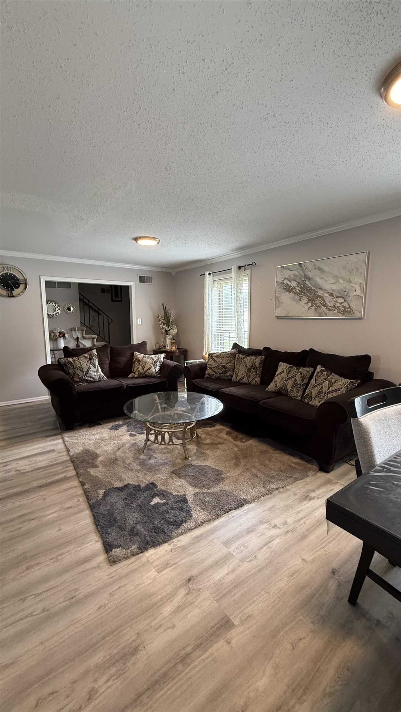 5882 Macleod Dr Property Photo 4