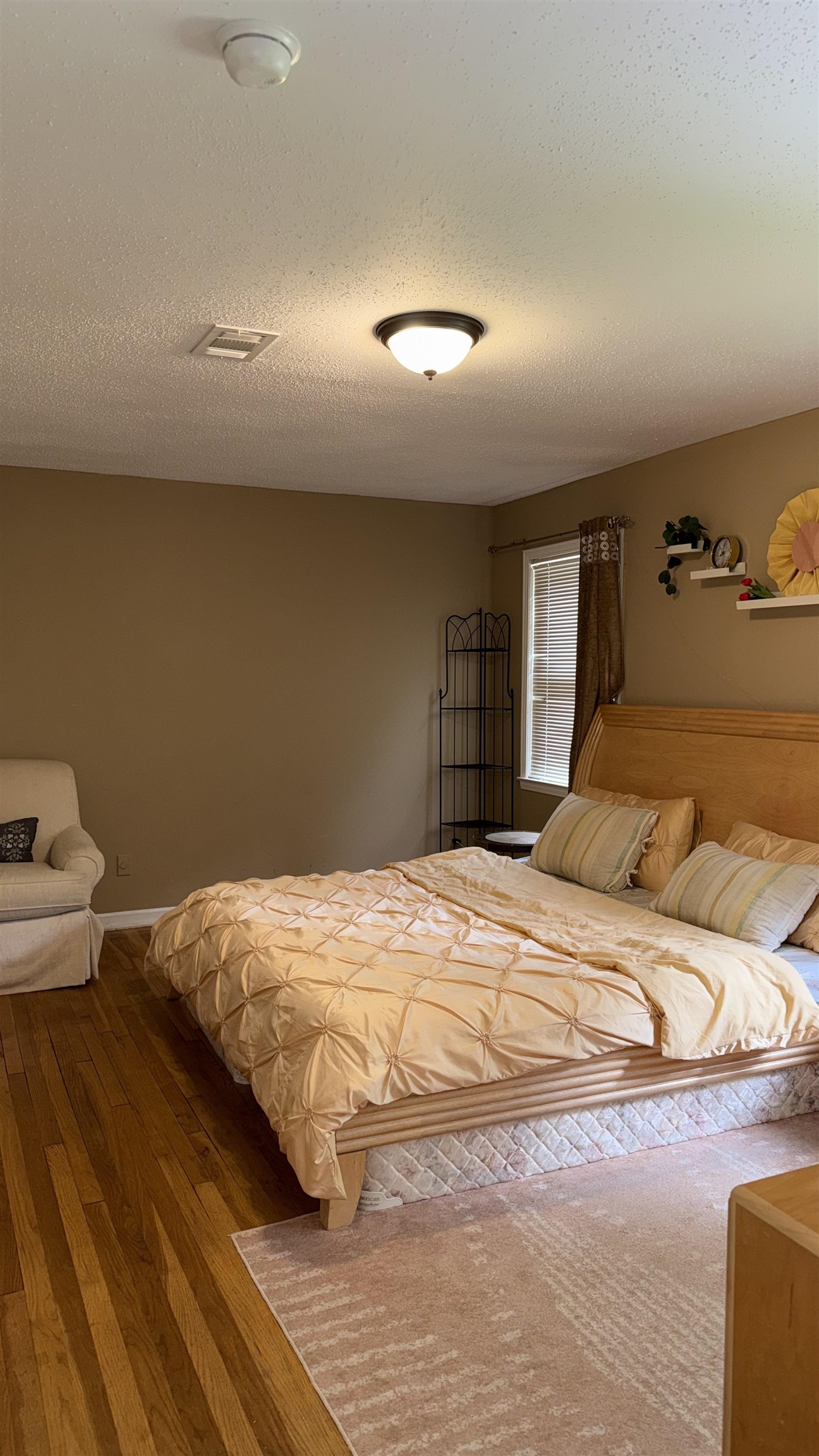 5882 Macleod Dr Property Photo 14