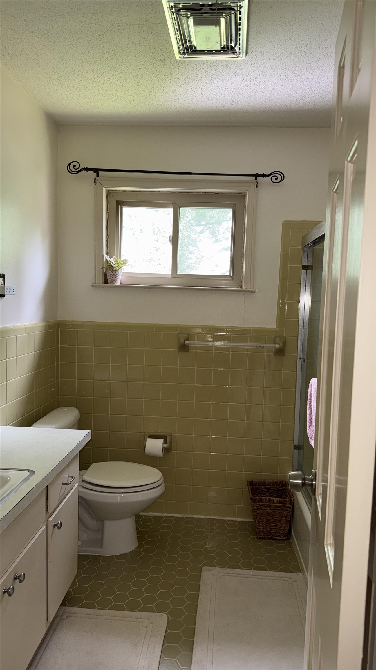5882 Macleod Dr Property Photo 15