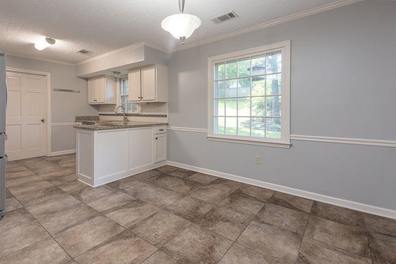113 Country Pl Property Photo 8