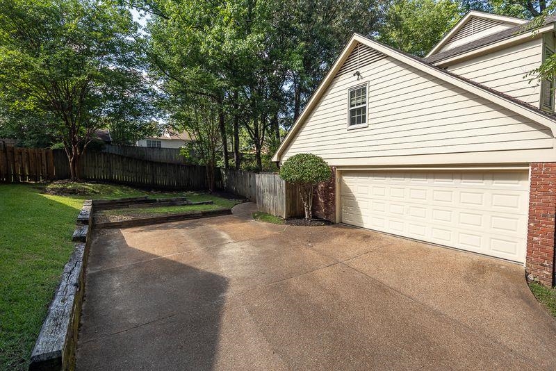 113 Country Pl Property Photo 23