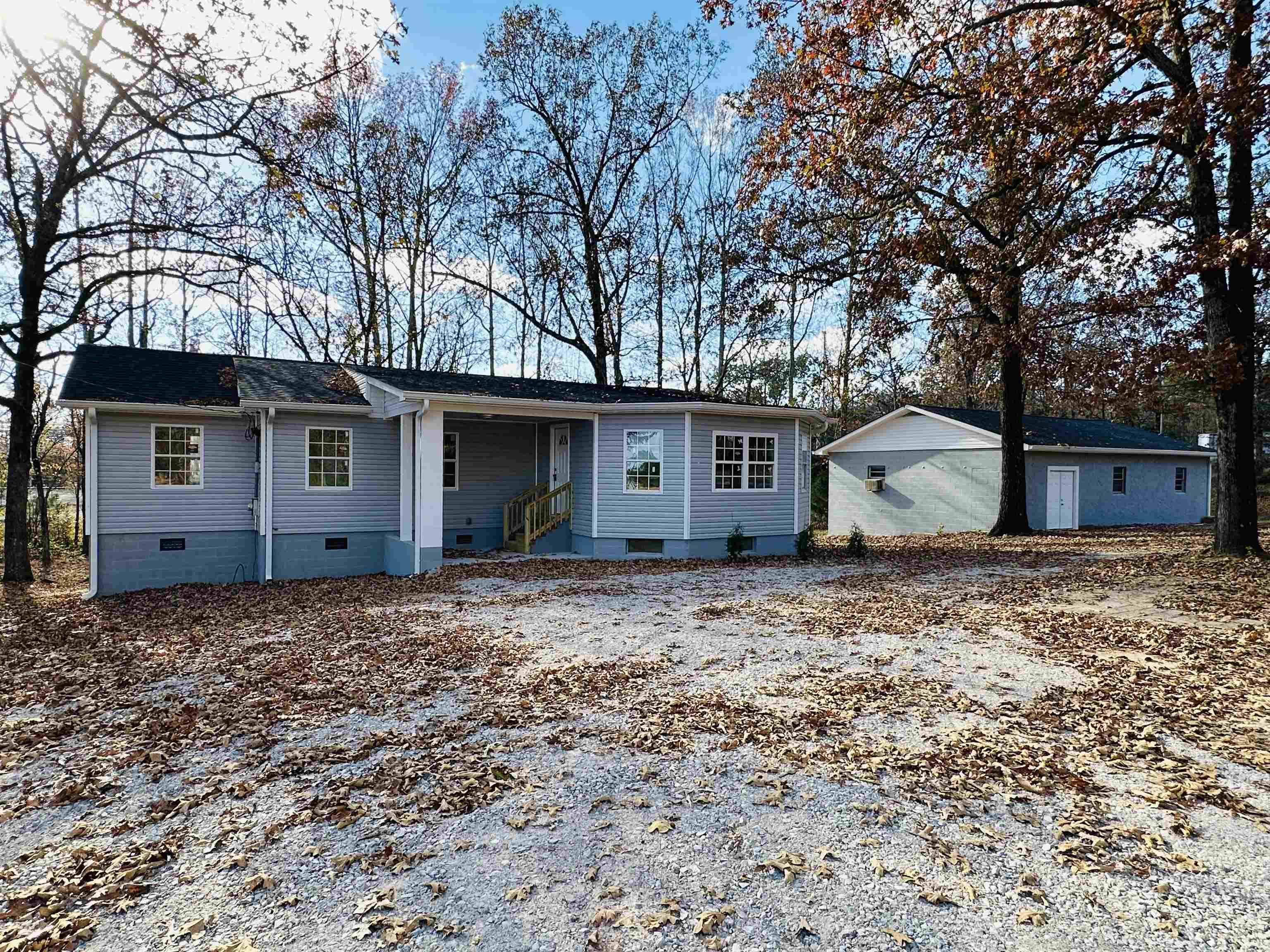 223 FORREST HILL RD Property Photo 1