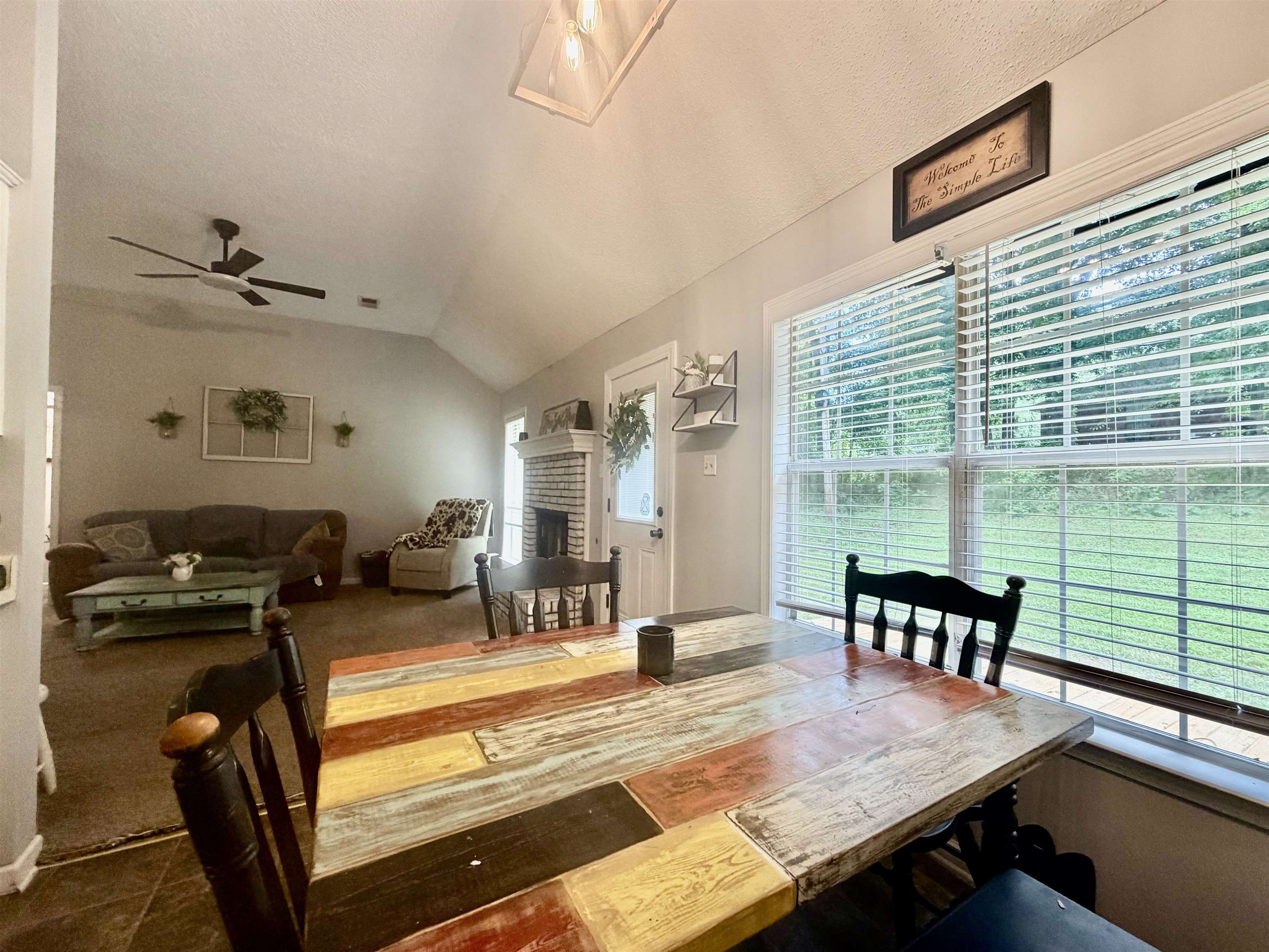 165 Dee Rd Property Photo 10