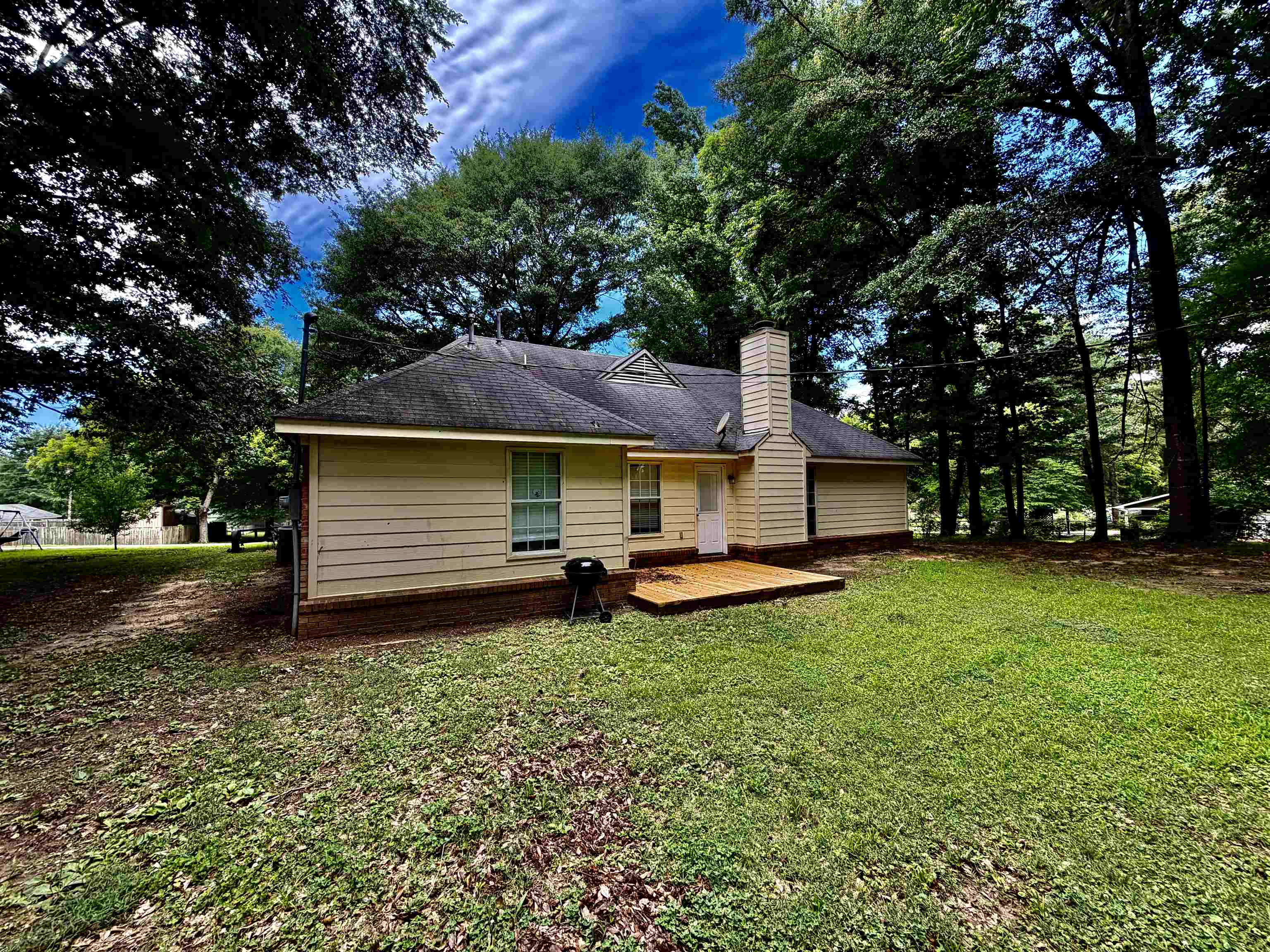 165 Dee Rd Property Photo 21