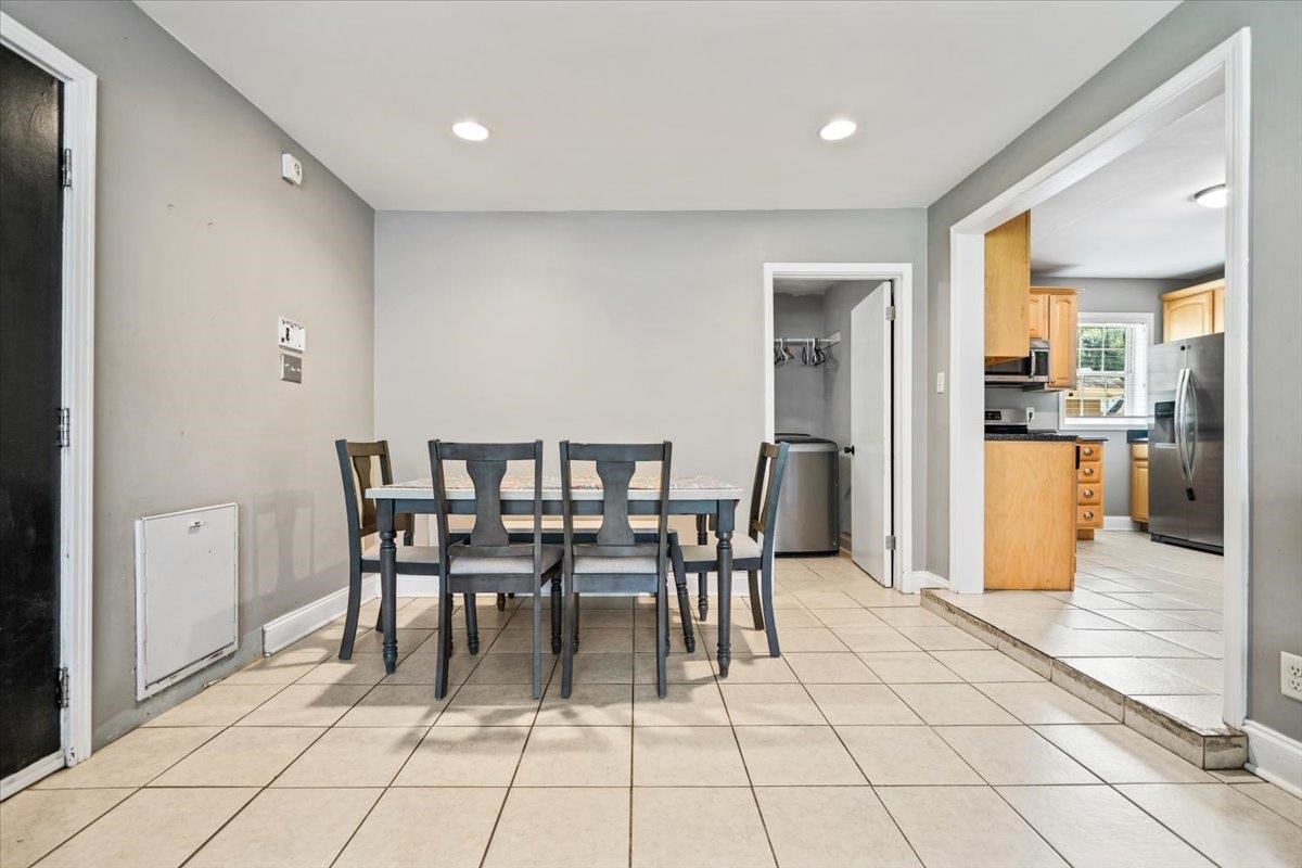 252 Barry Rd Property Photo 23