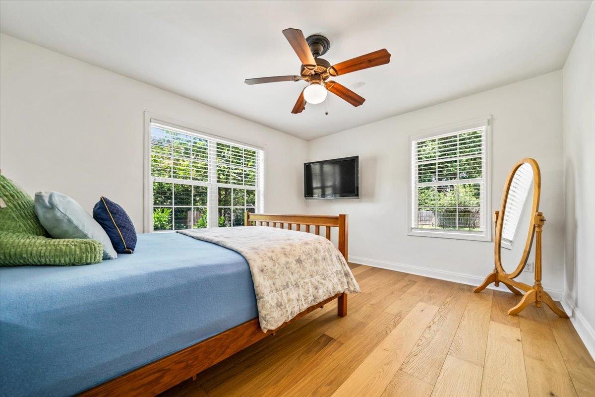 252 Barry Rd Property Photo 25