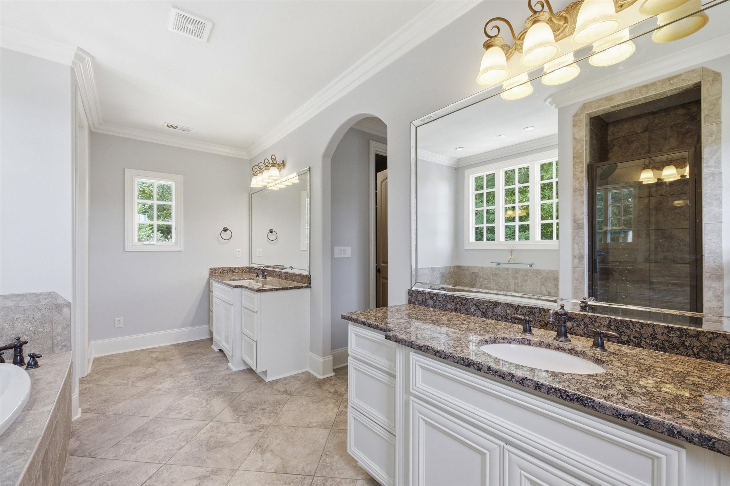 4301 Cool Springs Cv Property Photo 26