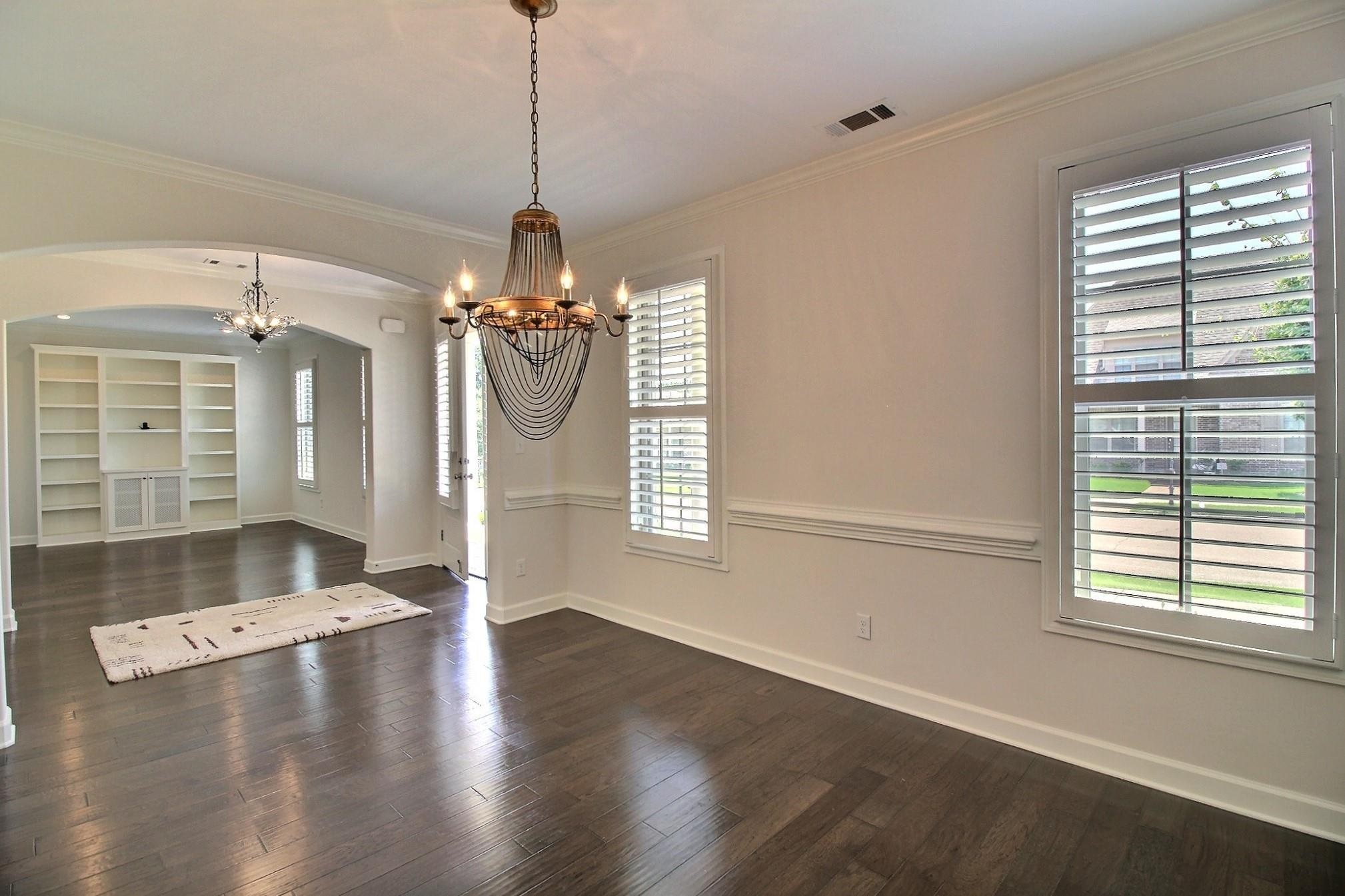 1608 Prairie Dunes Dr Property Photo 6