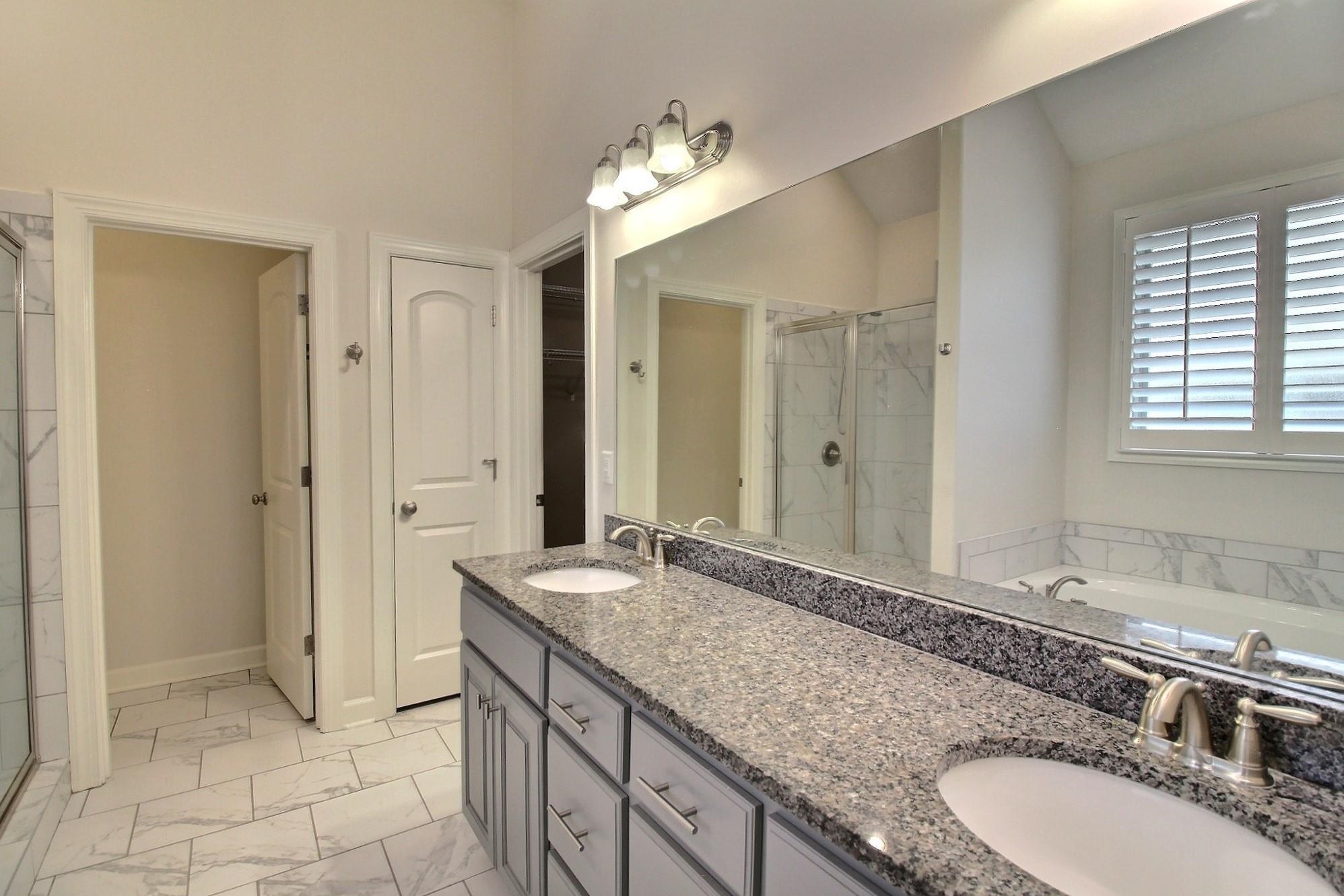 1608 Prairie Dunes Dr Property Photo 19