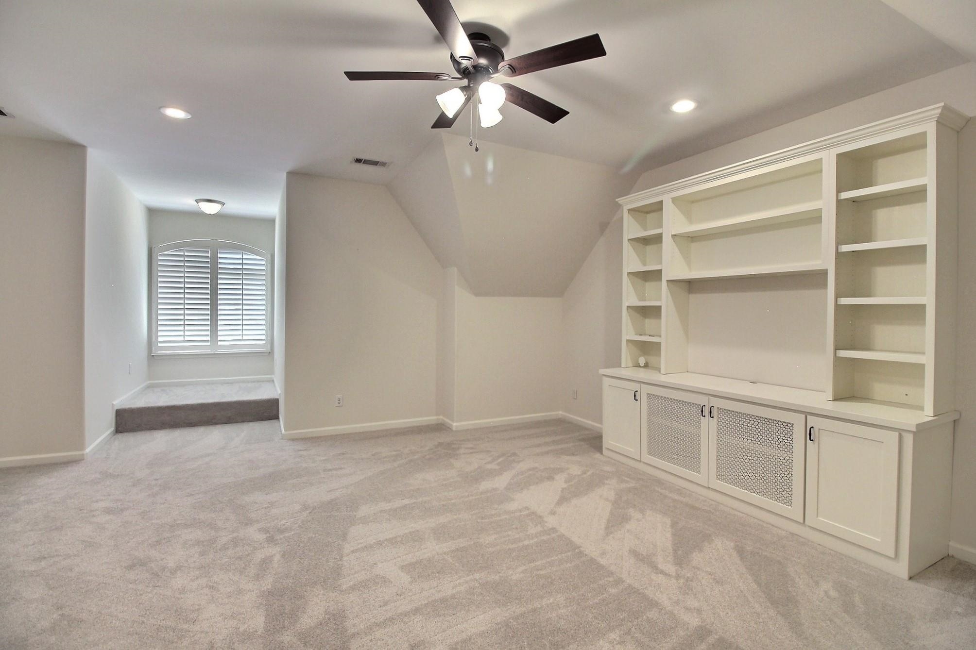 1608 Prairie Dunes Dr Property Photo 27