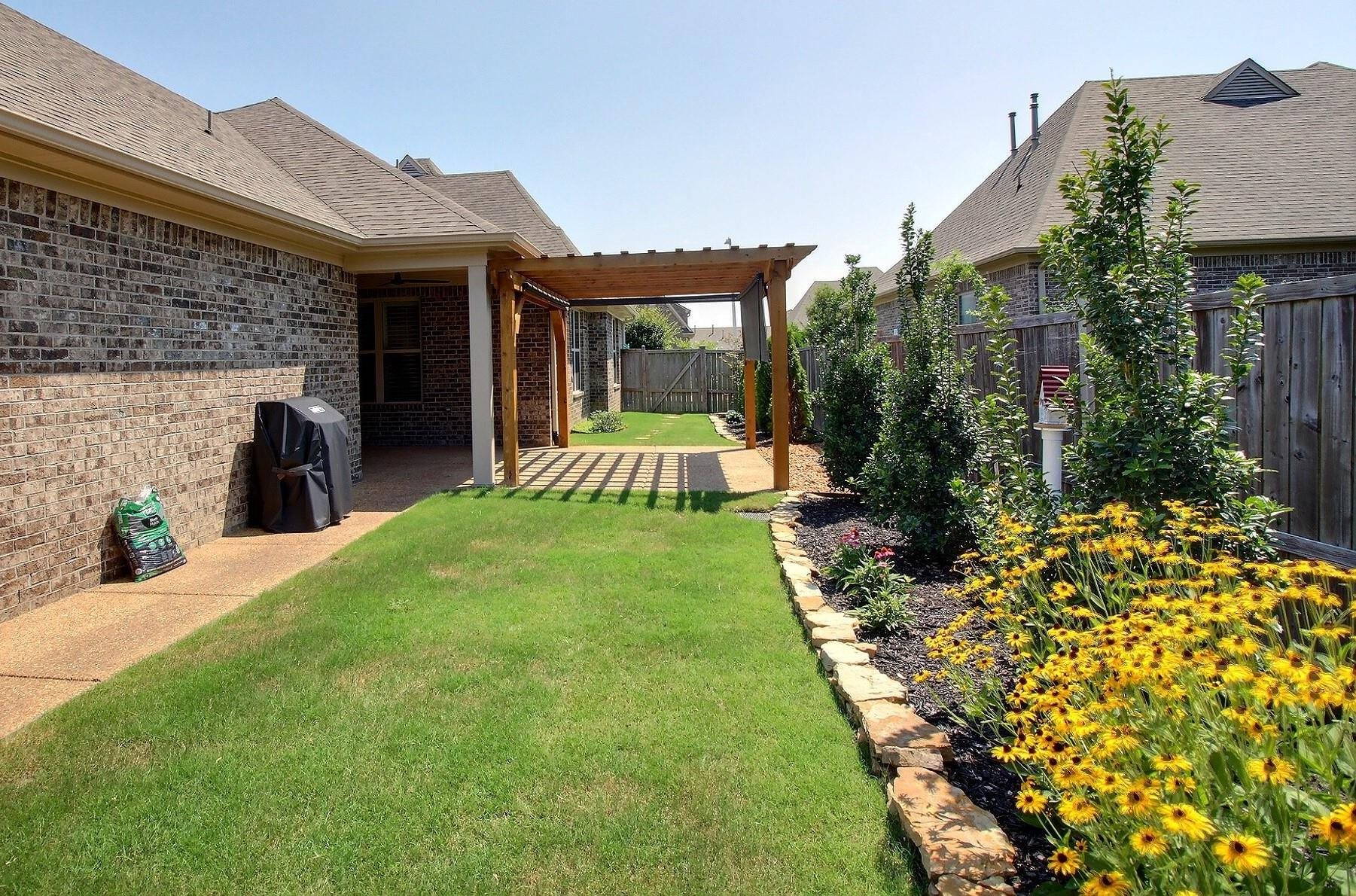 1608 Prairie Dunes Dr Property Photo 32