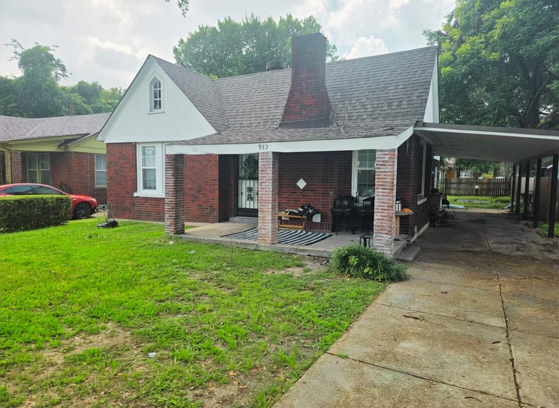 923 Garland St Property Photo 2