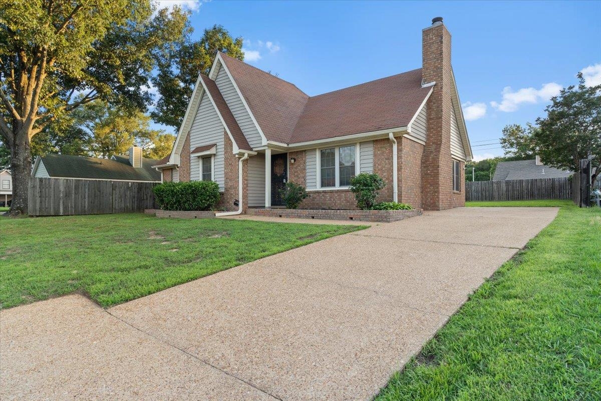 4765 Barkshire Dr Property Photo 19