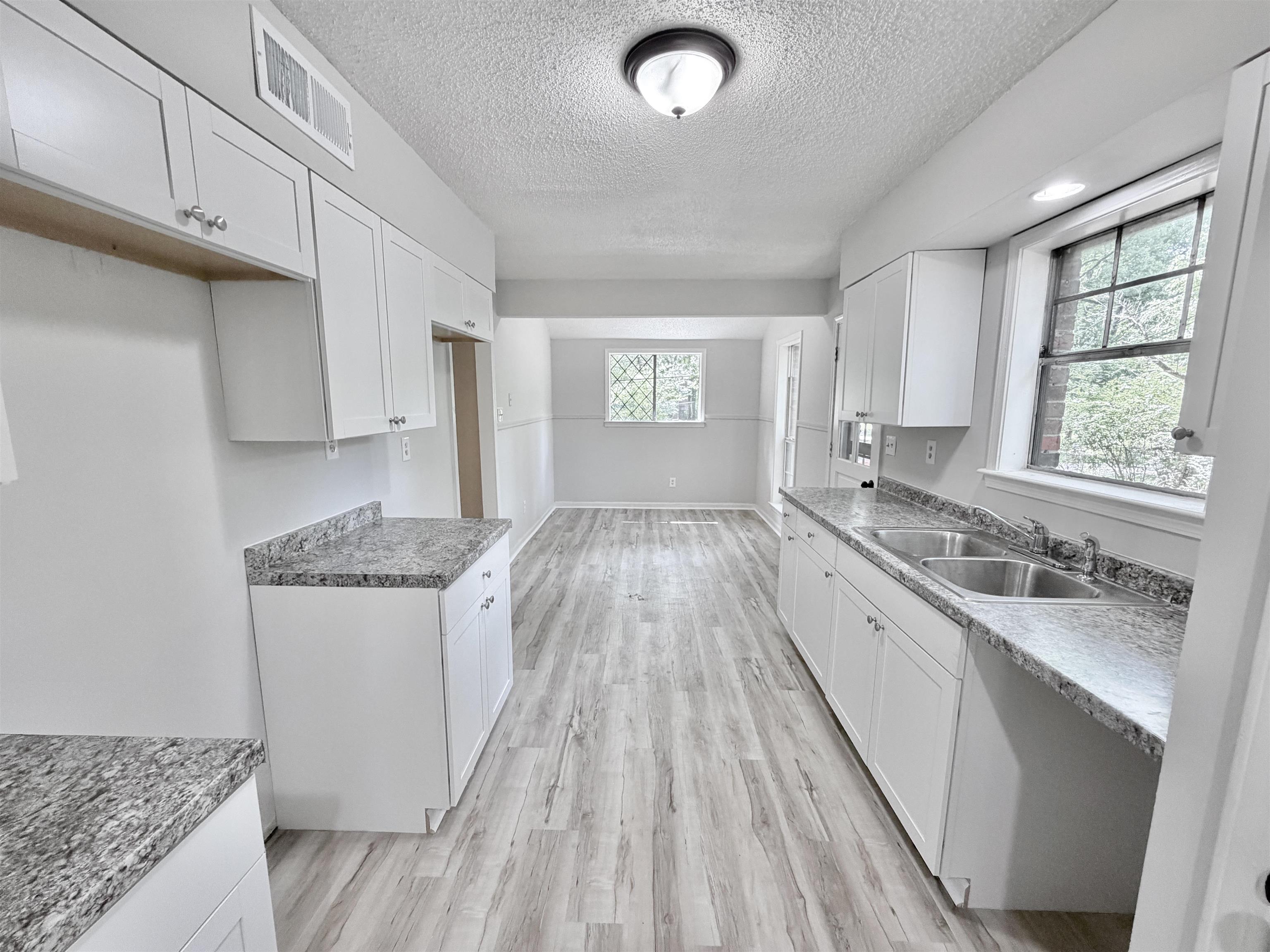 4278 Auburn Rd Property Photo 11