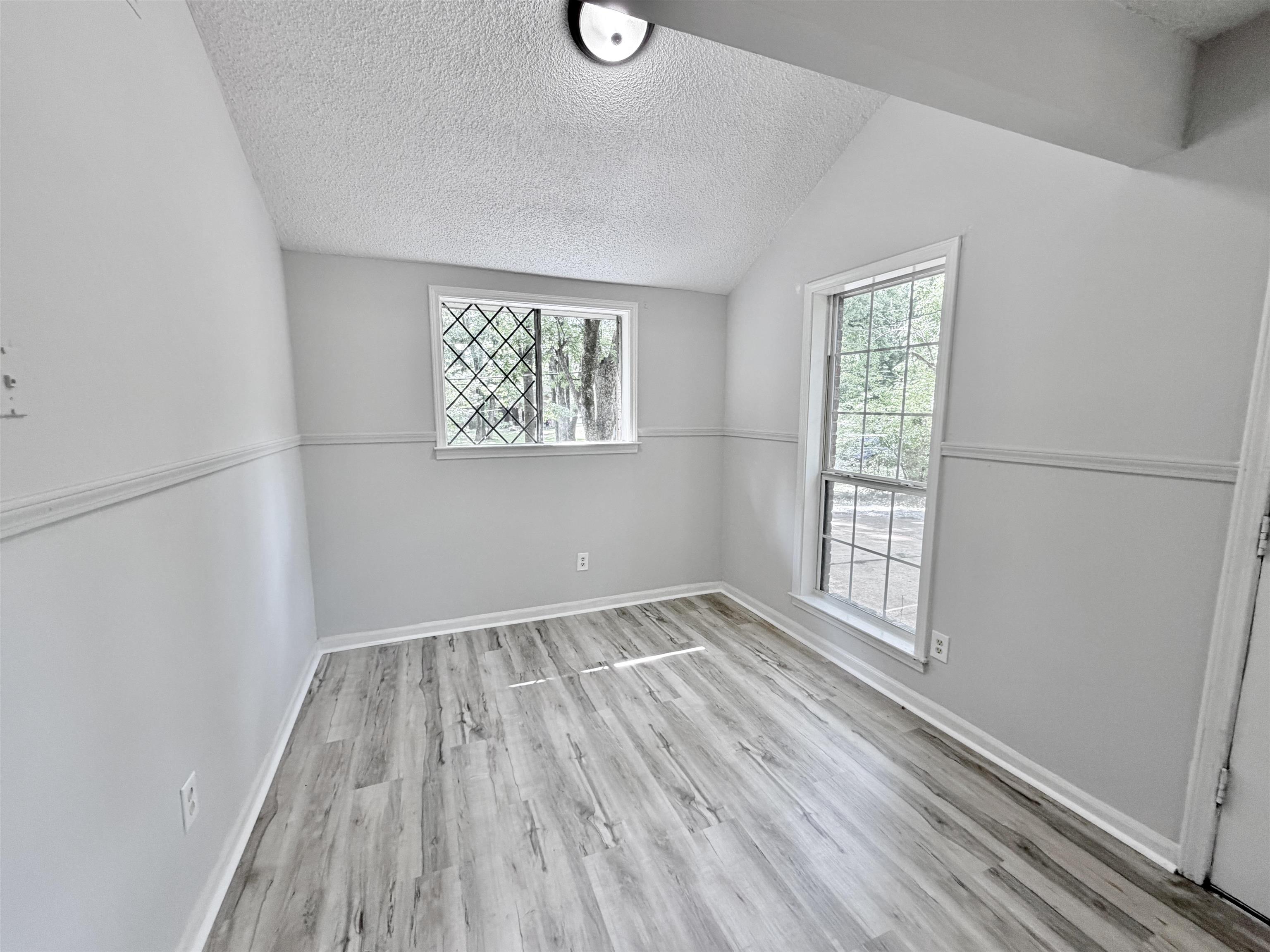 4278 Auburn Rd Property Photo 12