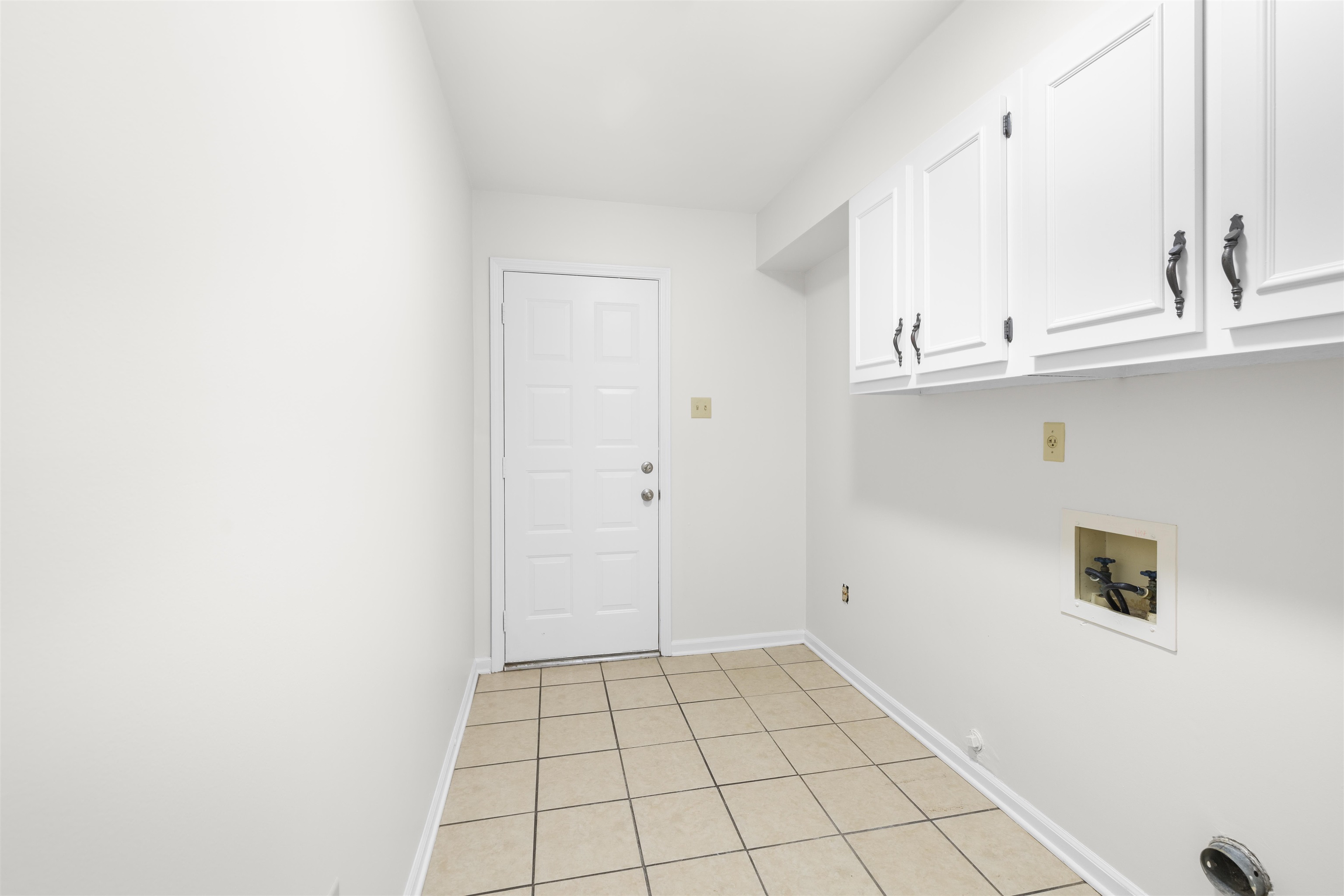 3144 Lygon Cv Property Photo 18