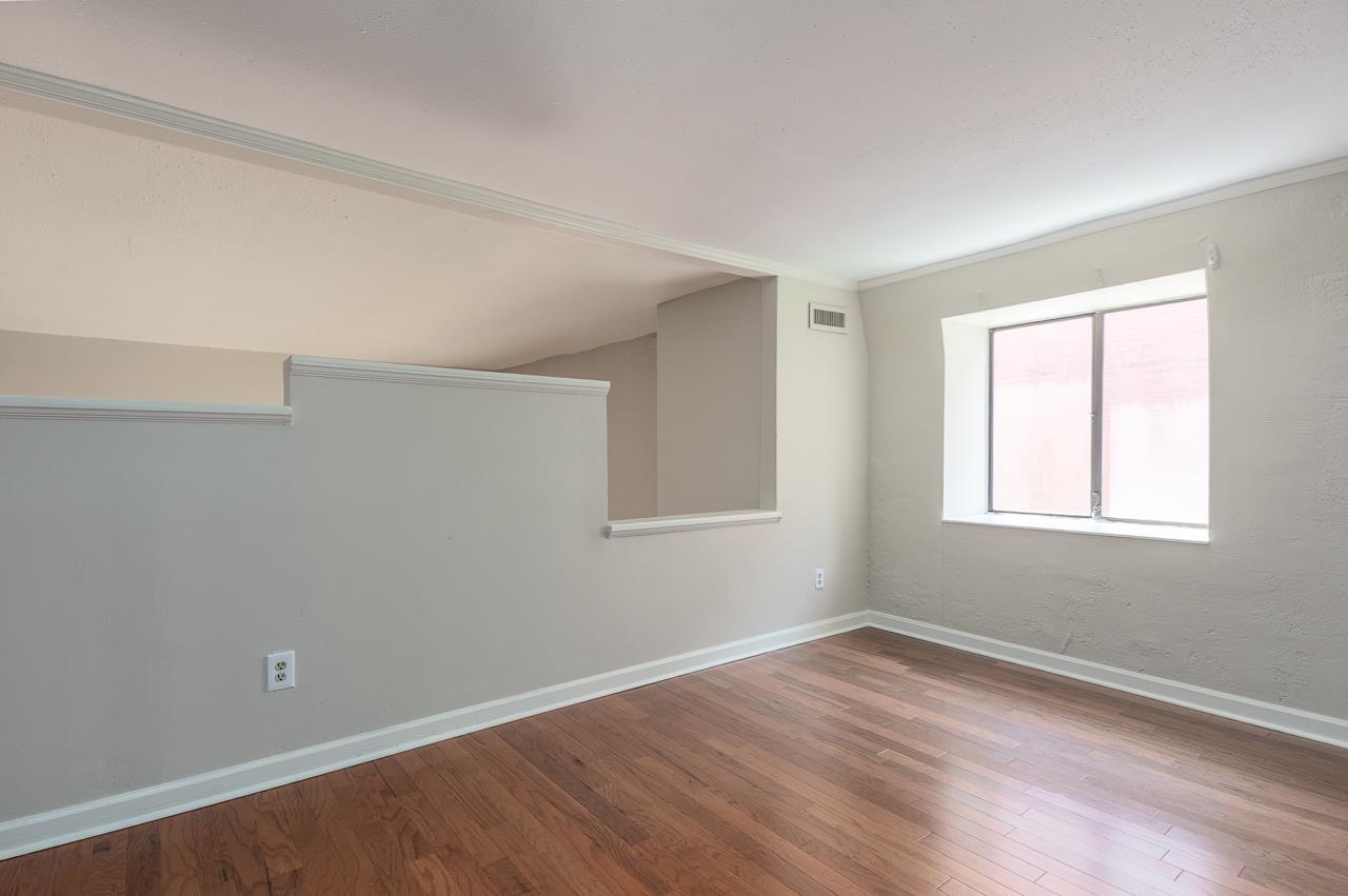 107 S Front St 34 Property Photo 18