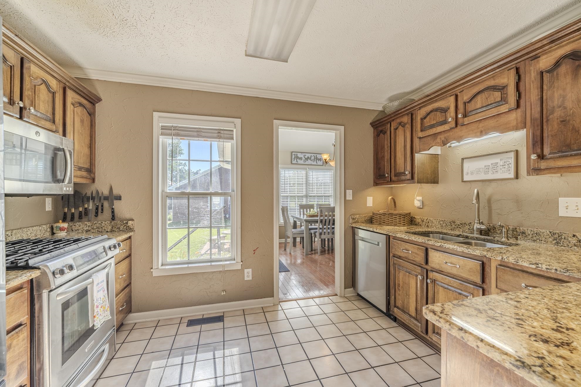 15 Jh Winborn Ln Property Photo 2