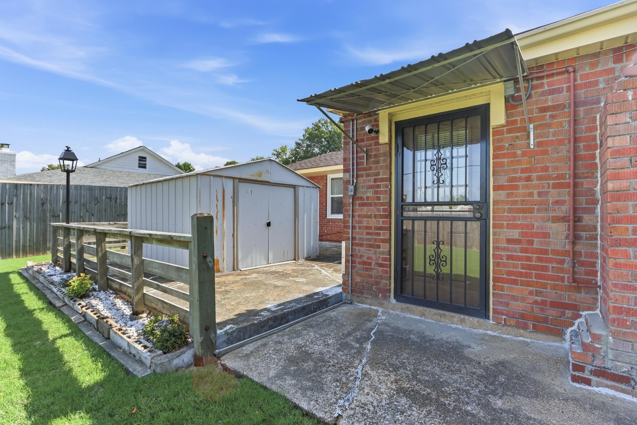 5115 Lexie Dr Property Photo 6