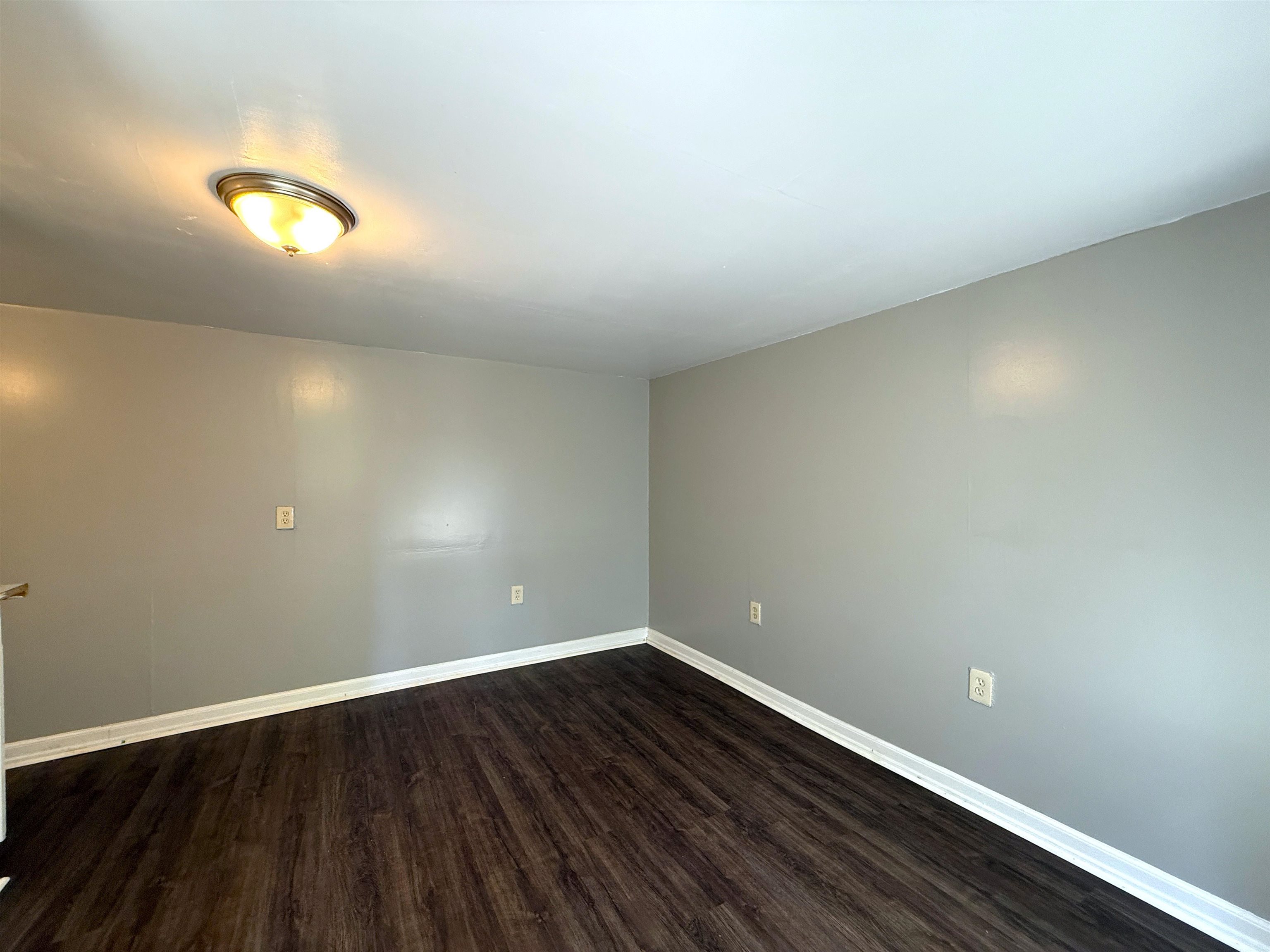 3468 Bowen Ave Property Photo 5