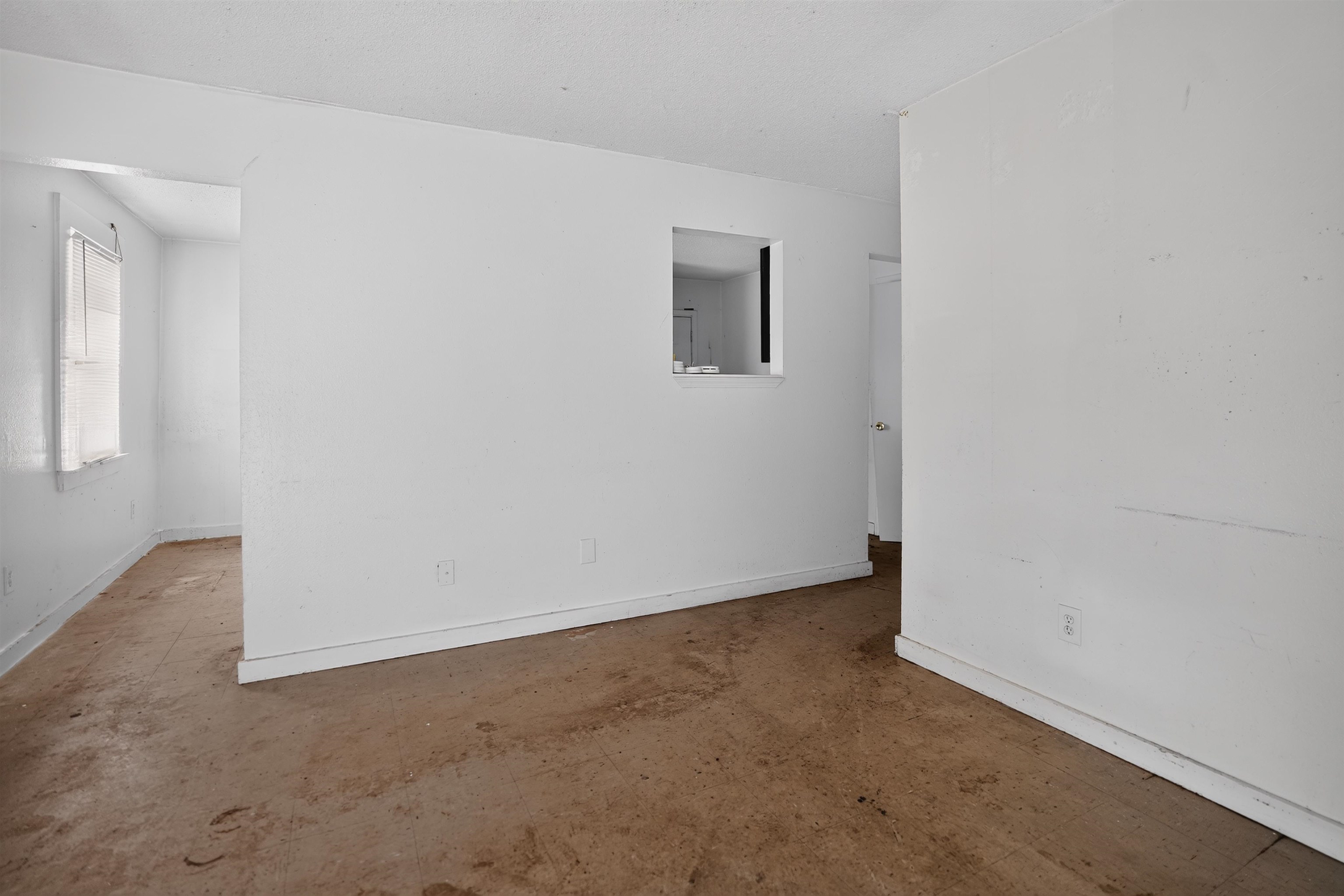 3795 Black Forrest Dr Property Photo 8