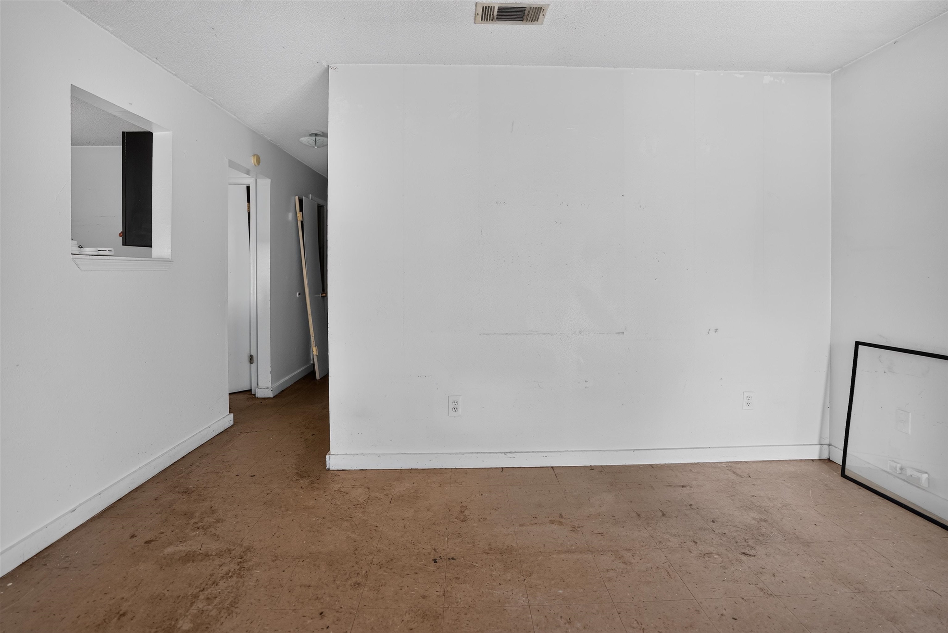 3795 Black Forrest Dr Property Photo 9
