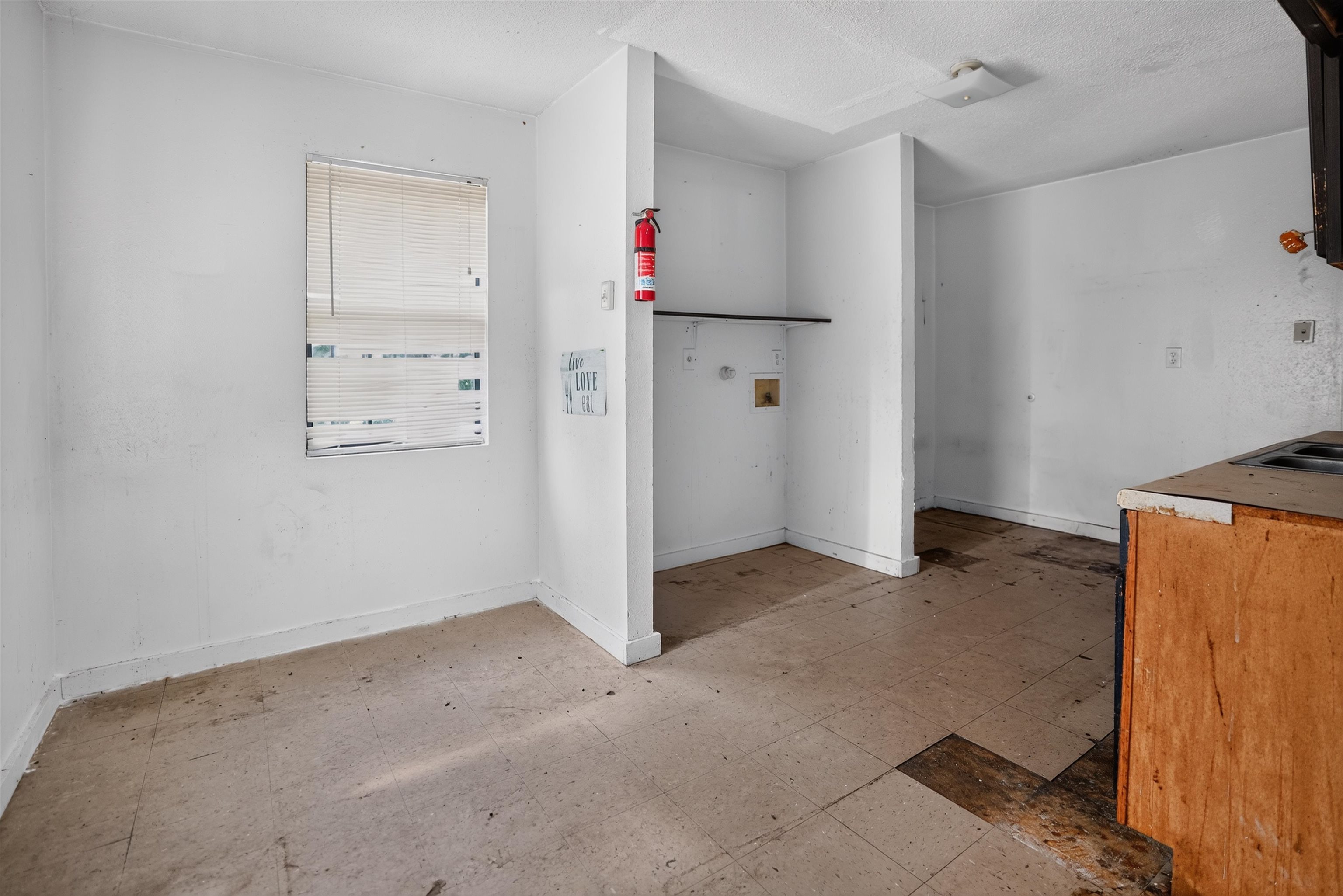 3795 Black Forrest Dr Property Photo 13