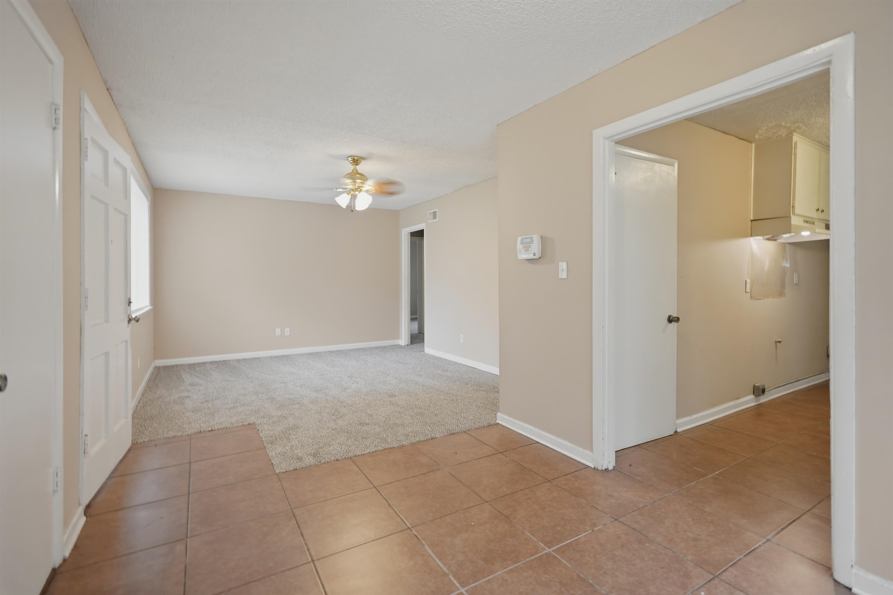 1703 Corning Ave Property Photo 17