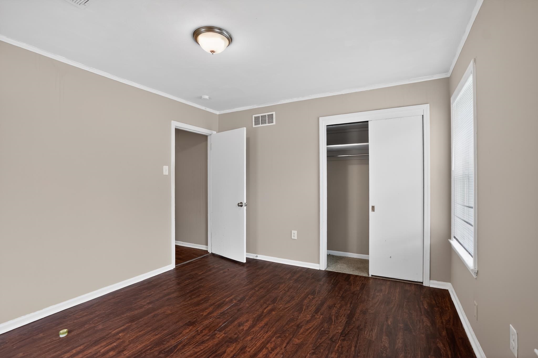 2067 Wellons Ave Property Photo 7