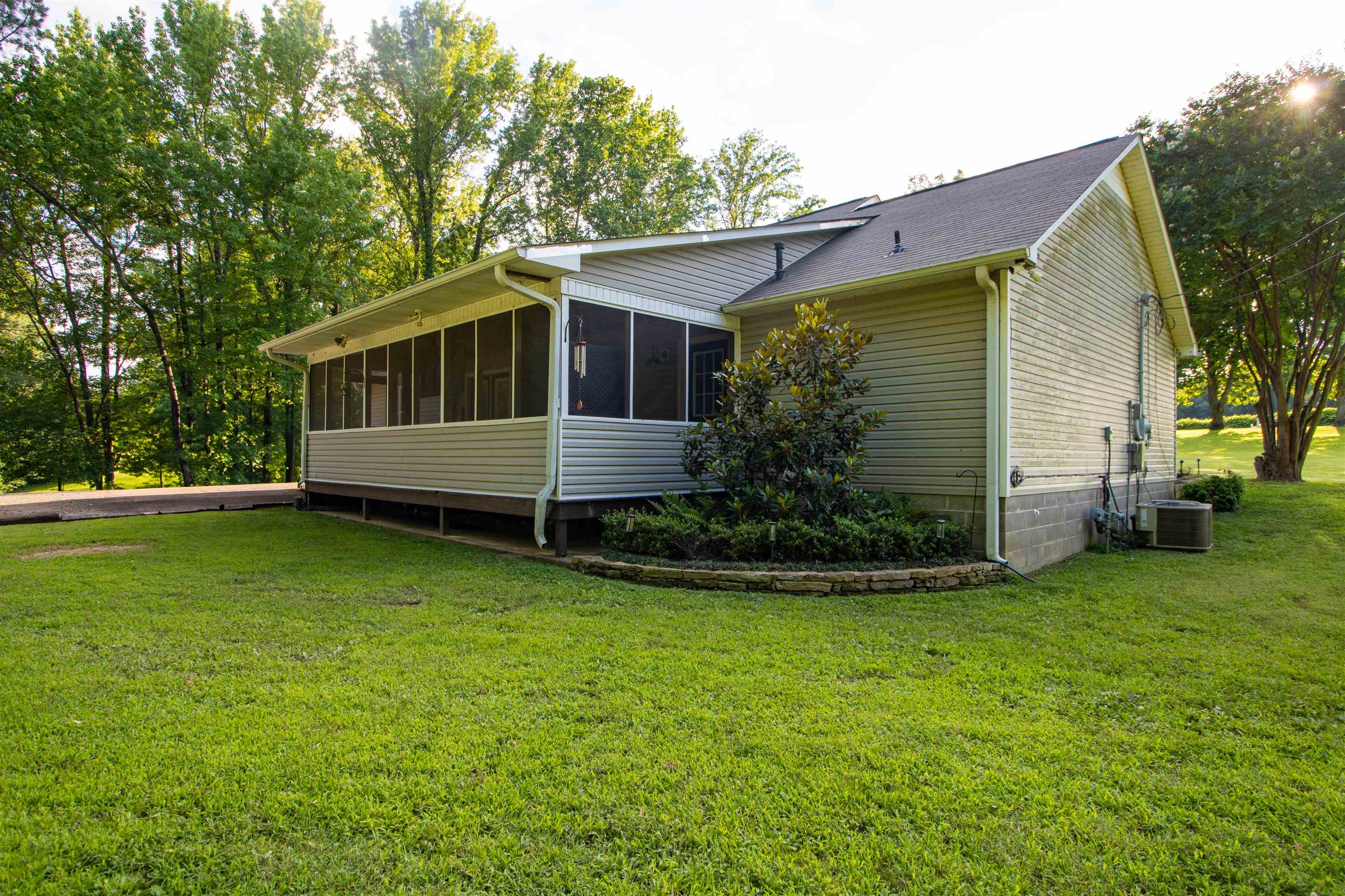120 Craig Rd Property Photo 36