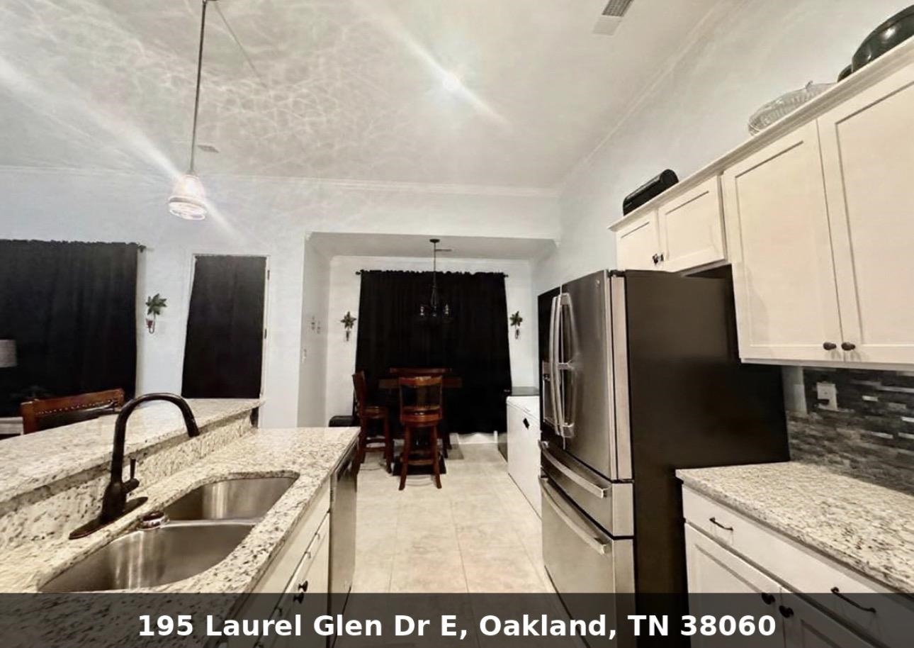 195 Laurel Glen Dr E Property Photo 34