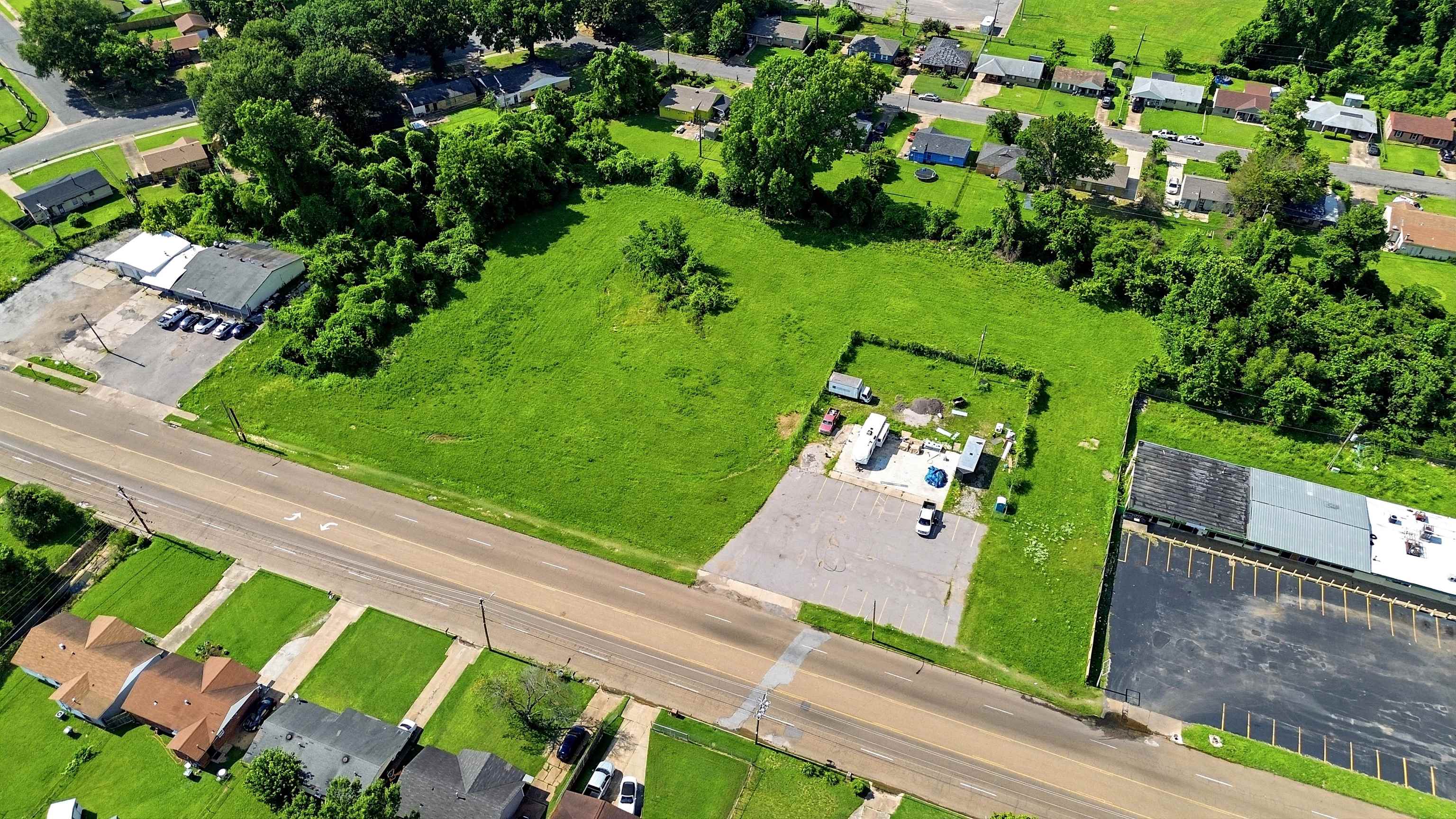 830 W Raines Rd Property Photo 4