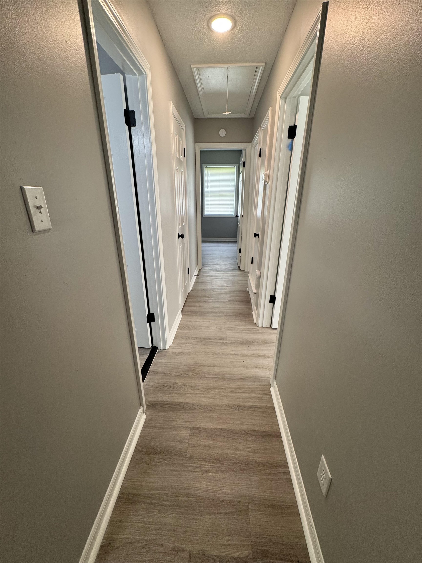4391 Shadowline Cv Property Photo 7