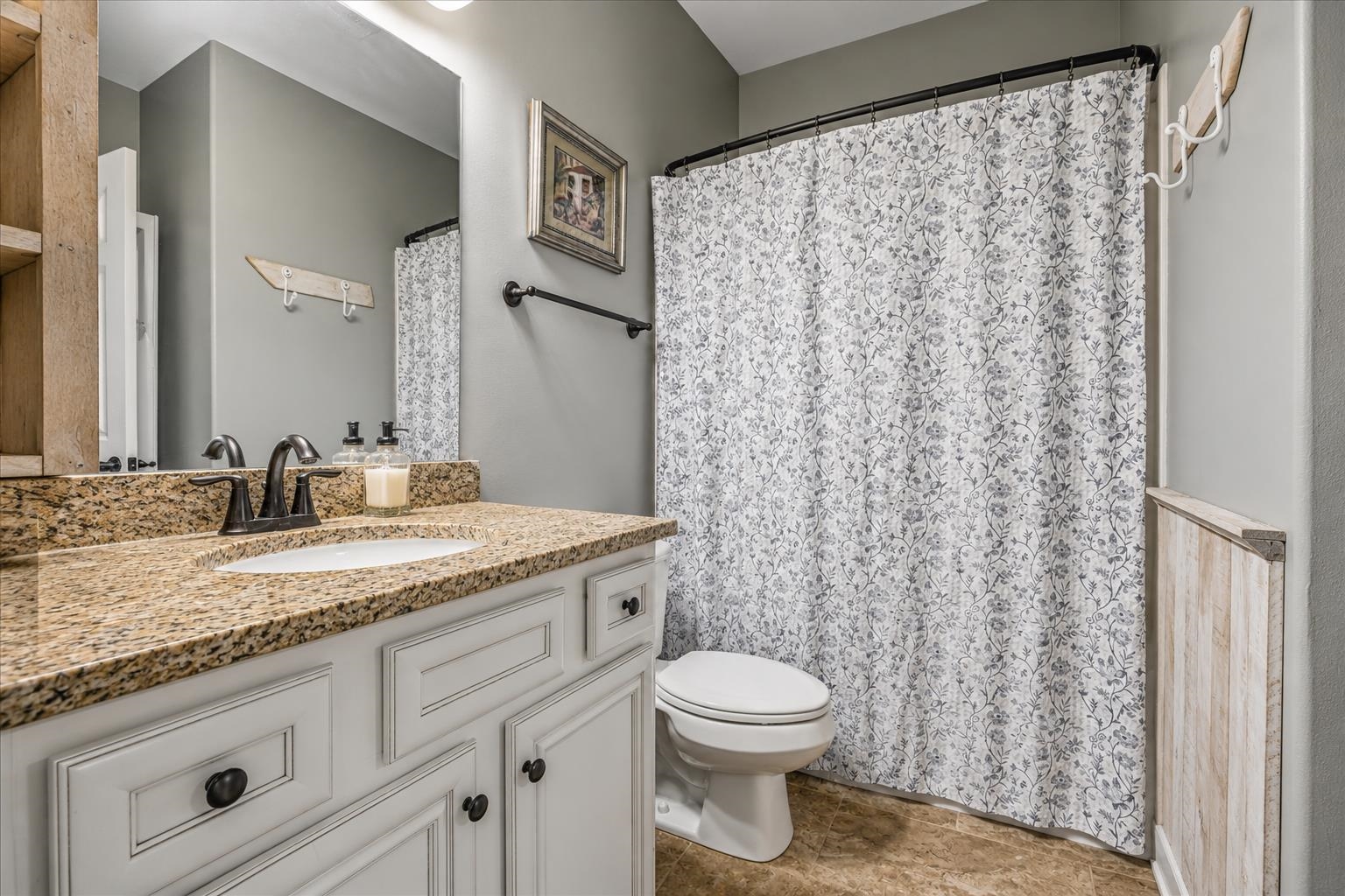 12511 Elderton Dr Property Photo 15