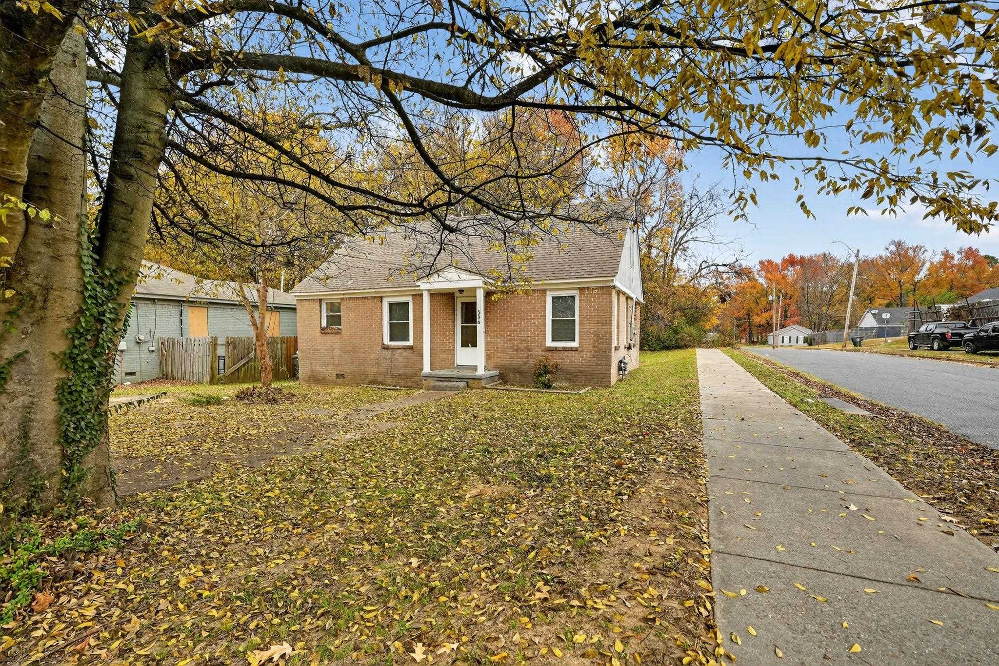 356 Hewlett Rd Property Photo 3