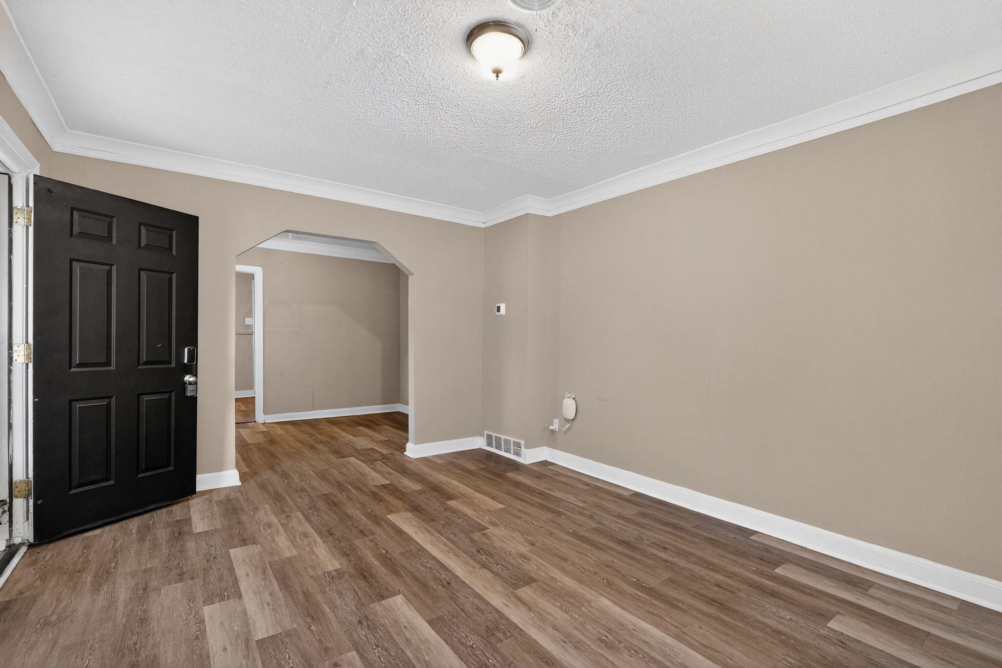 356 Hewlett Rd Property Photo 6