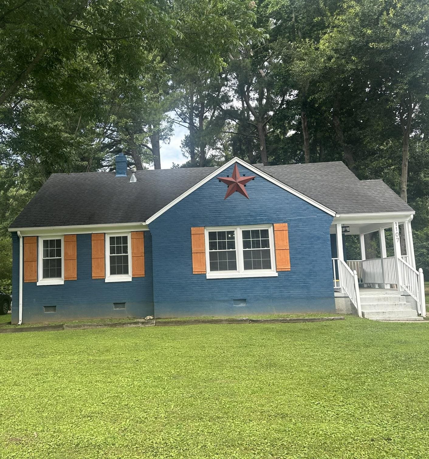 1107 MCEVERS RD Property Photo 1