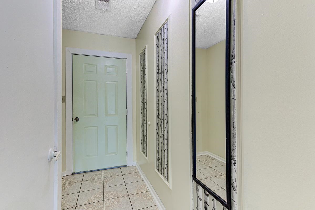 4215 Rosewind Cir Property Photo 5
