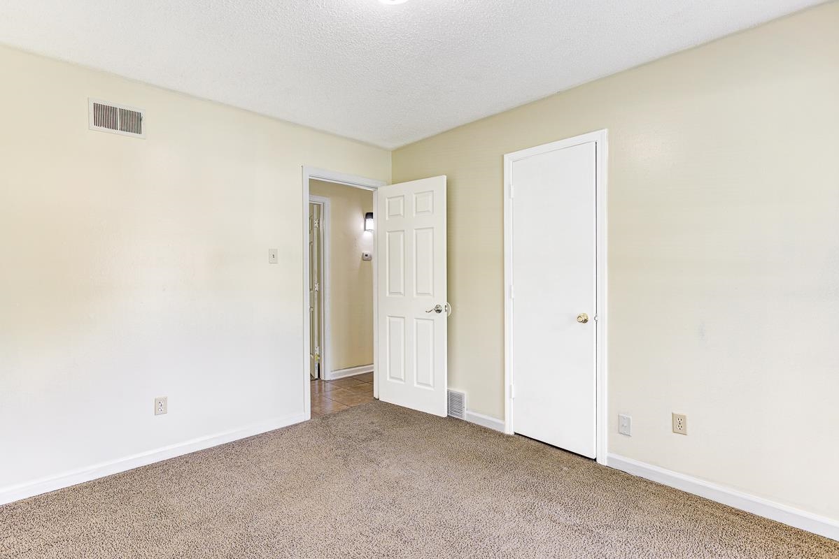 4215 Rosewind Cir Property Photo 17