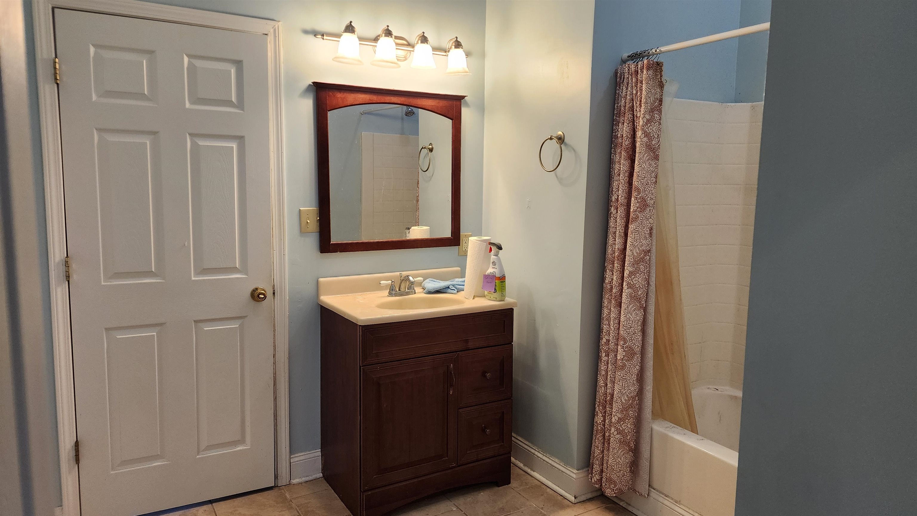 500/498 Morrison Ln Property Photo 23