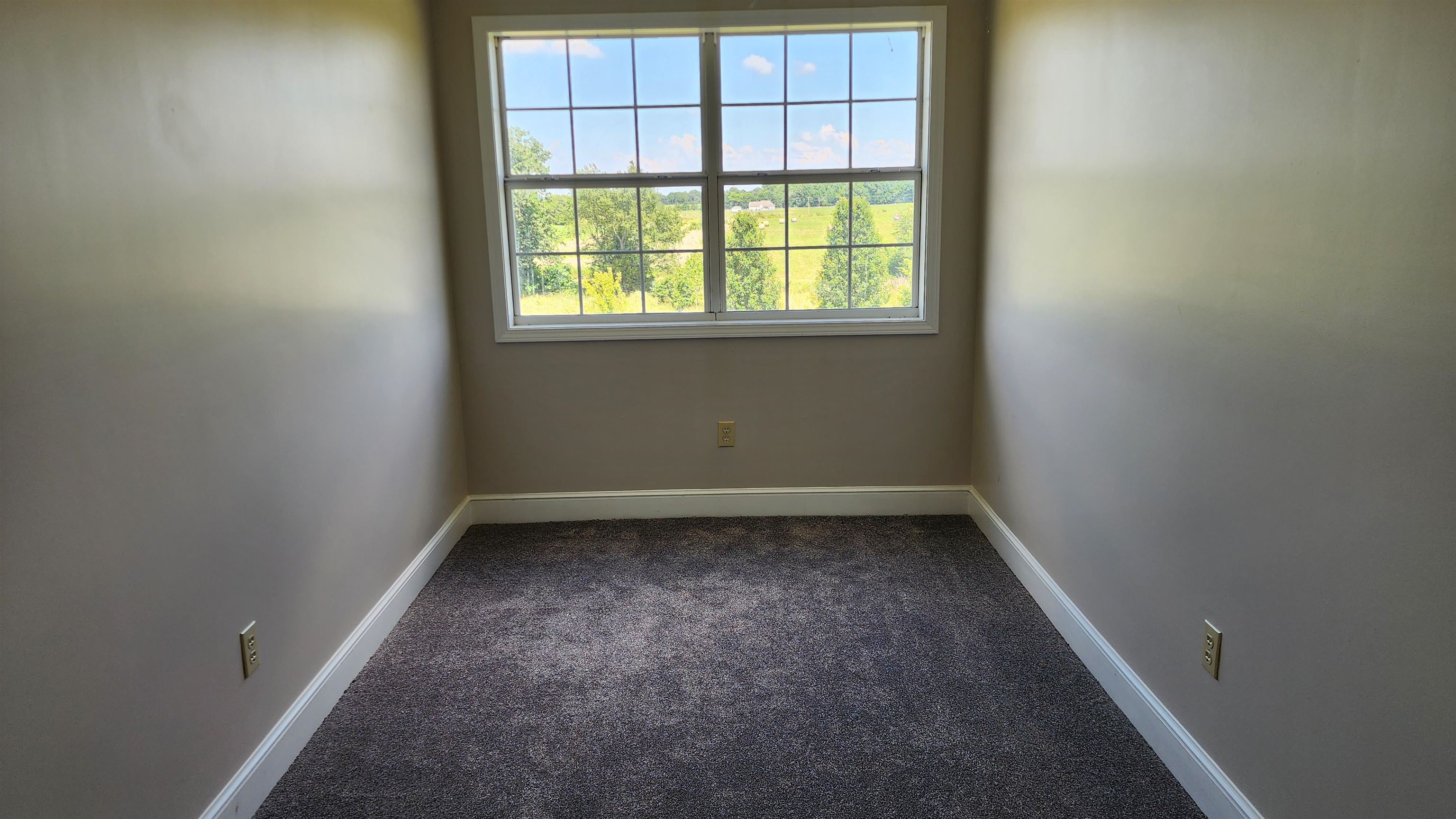 500/498 Morrison Ln Property Photo 25