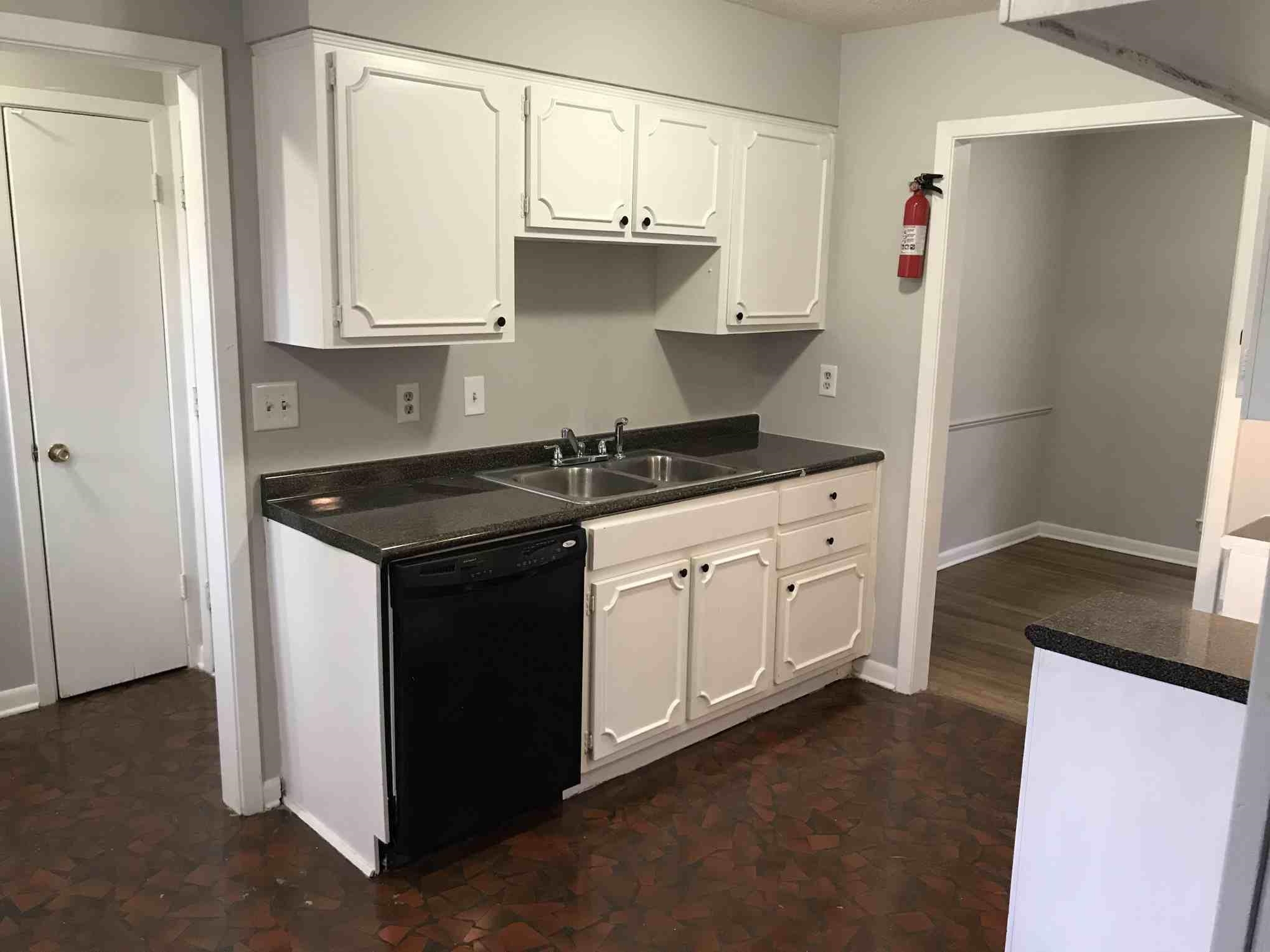 4502 Cottonwood Rd Property Photo 2