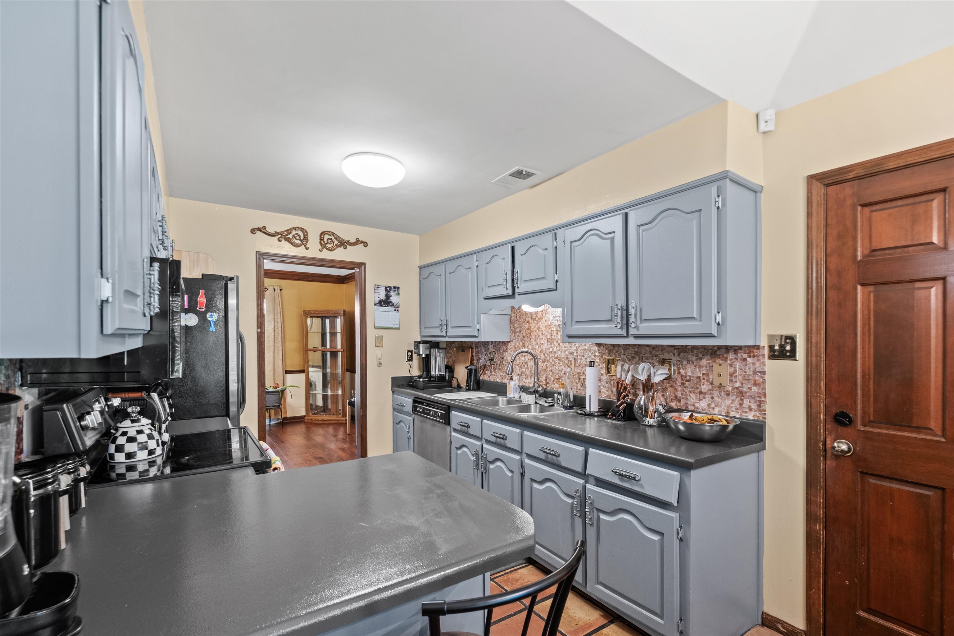 7188 Autumn Forrest Dr Property Photo 6