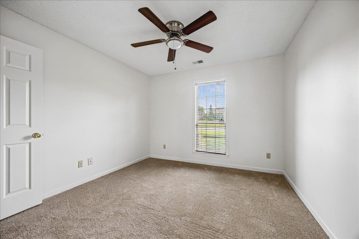 817 Radiance Dr Property Photo 25