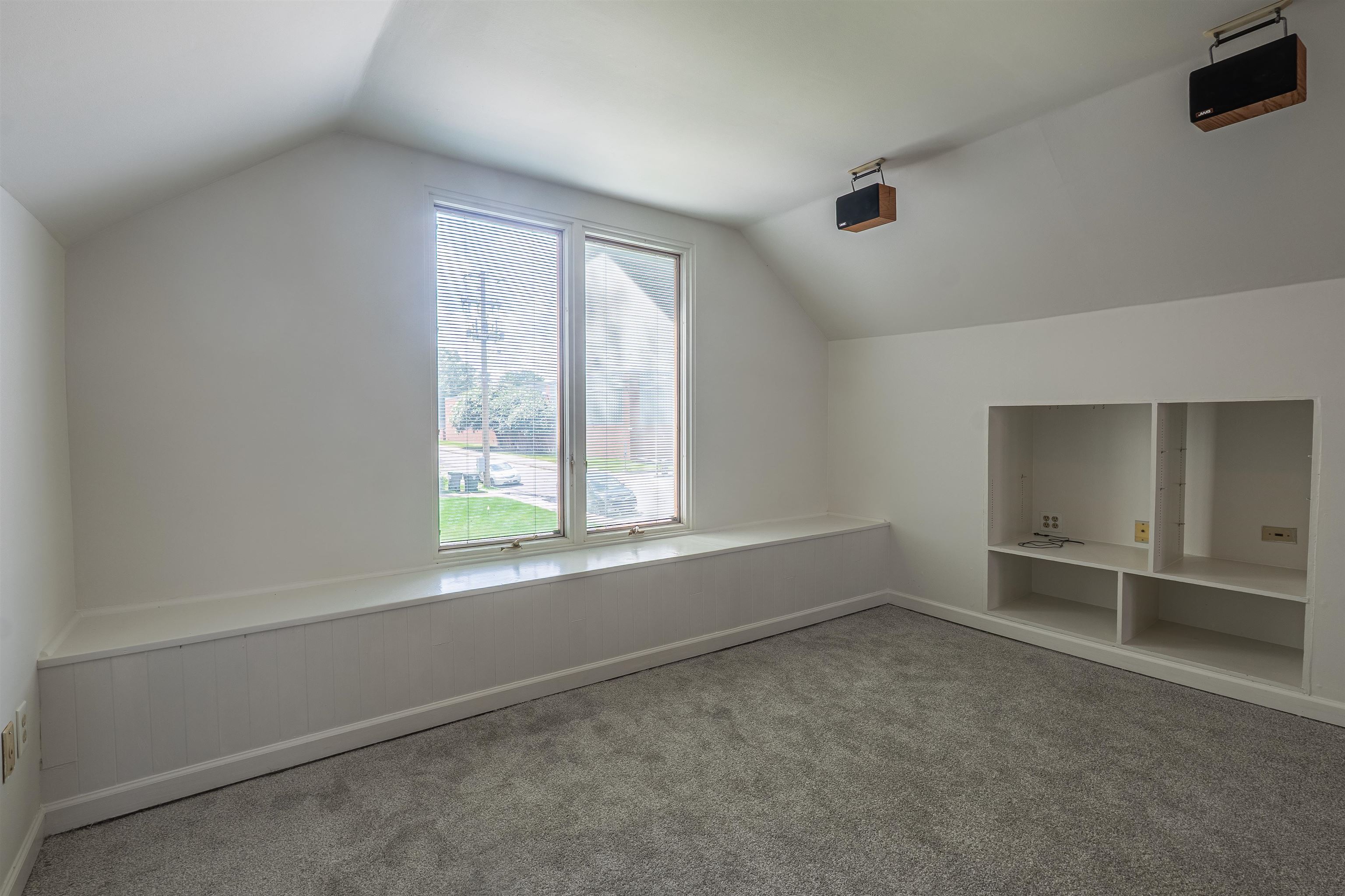 3779 Spottswood Ave Property Photo 24