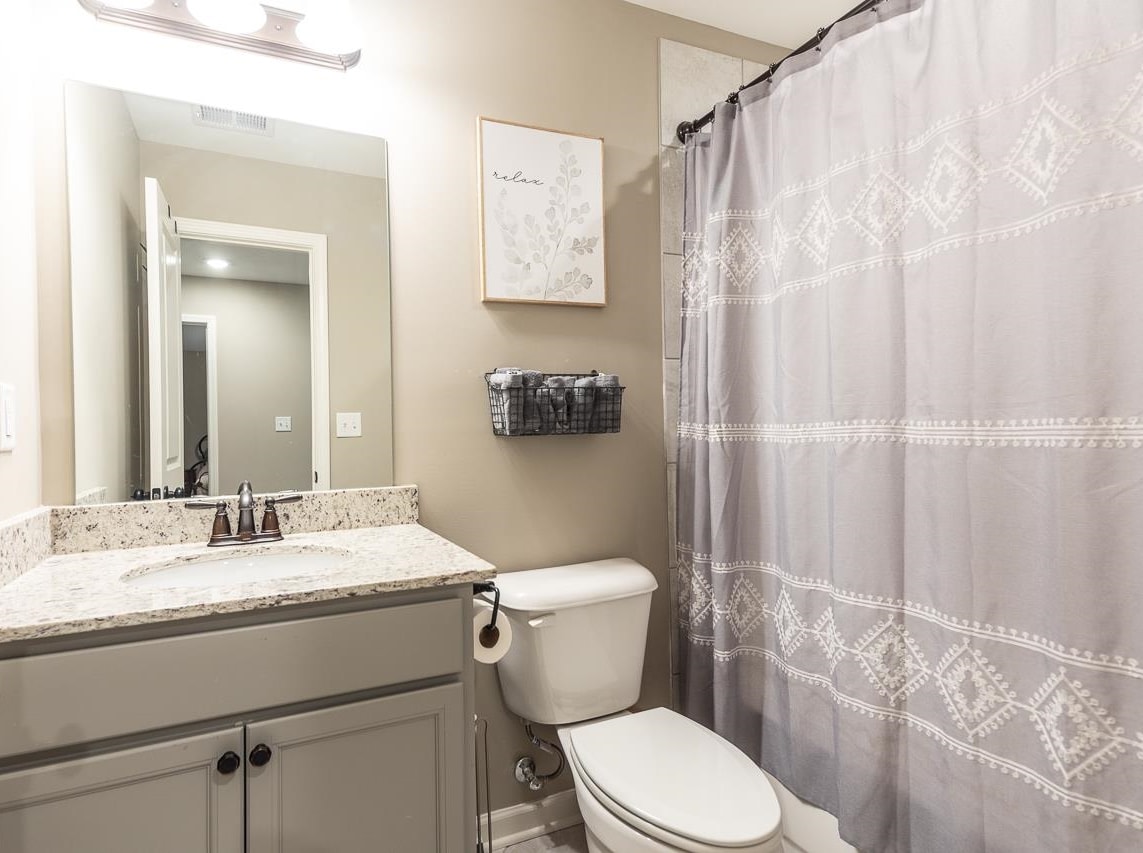 300 Cherokee Cir Property Photo 15