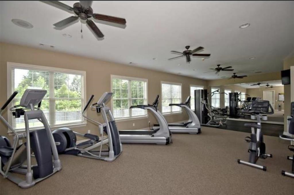 300 Cherokee Cir Property Photo 21